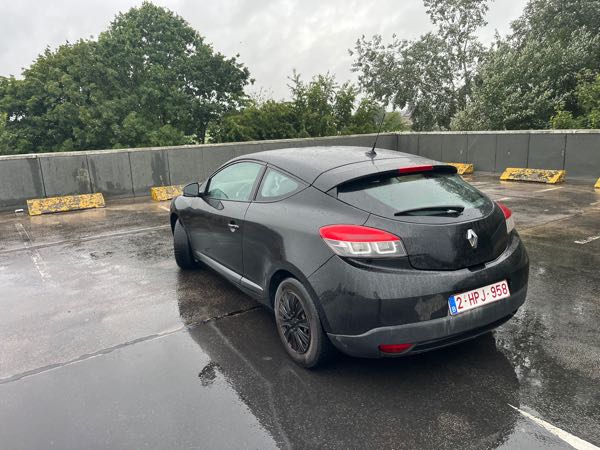 Renault Megane III COUPE 1.6 110