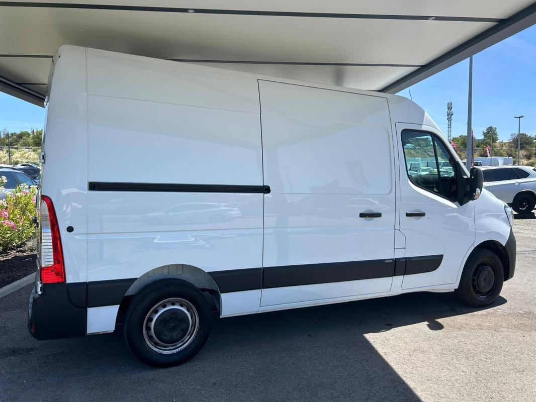 Renault Master FOURGON FGN TRAC F3300 L2H2 BLUE DCI 135 GRAND CONFORT