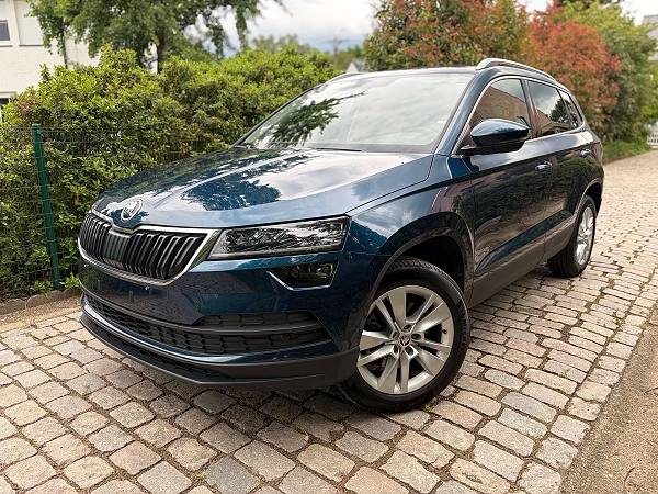 Skoda Karoq 1.0 TSI Style Automaat  ### 16000 km ###