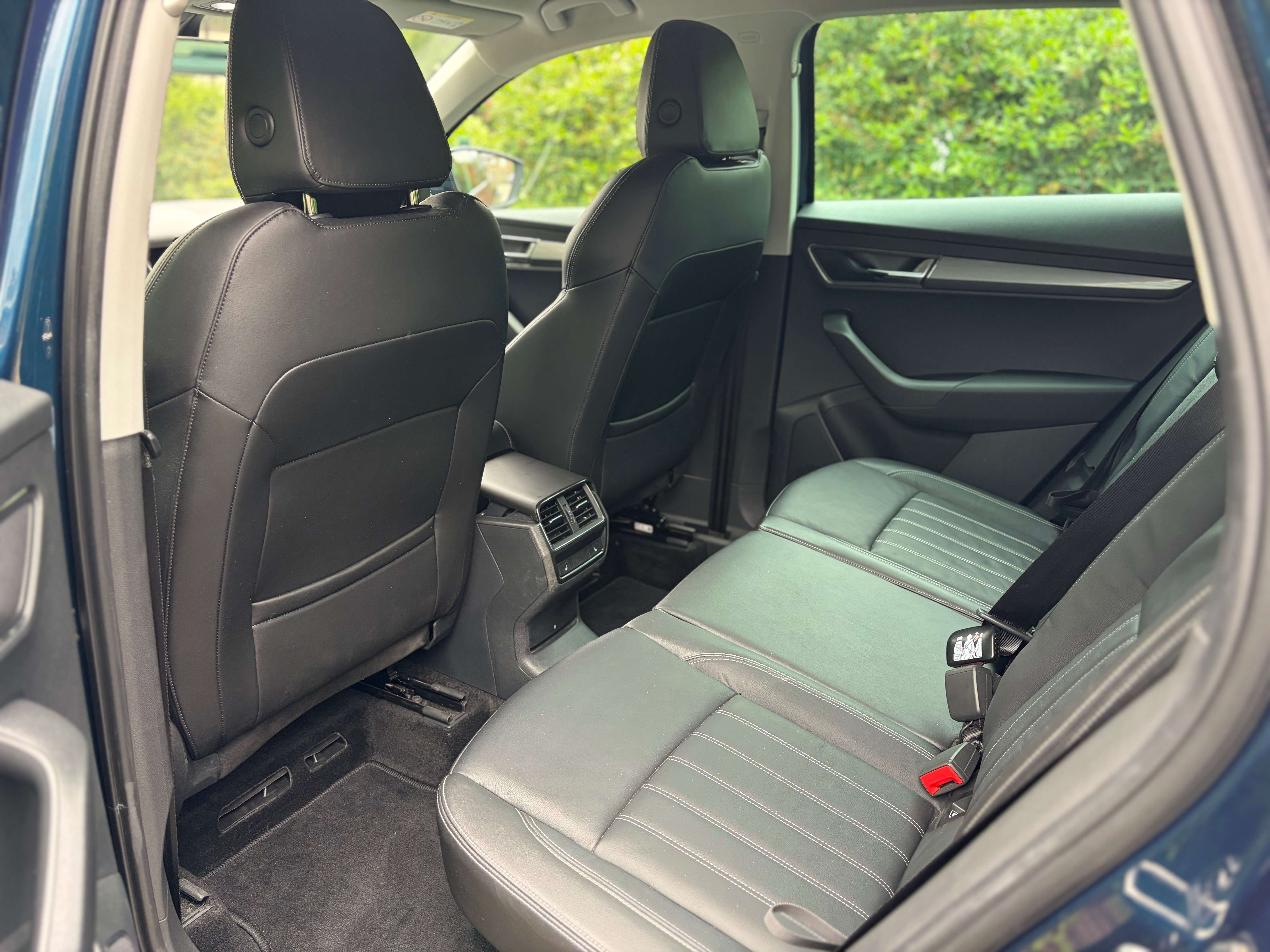 Skoda Karoq 1.0 TSI Style Automaat  ### 16000 km ###