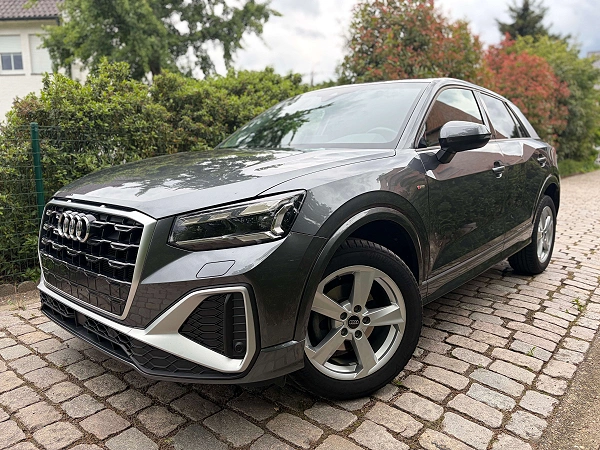 Audi Q2 30 TFSI S line van 2023  ### 85000 km ###