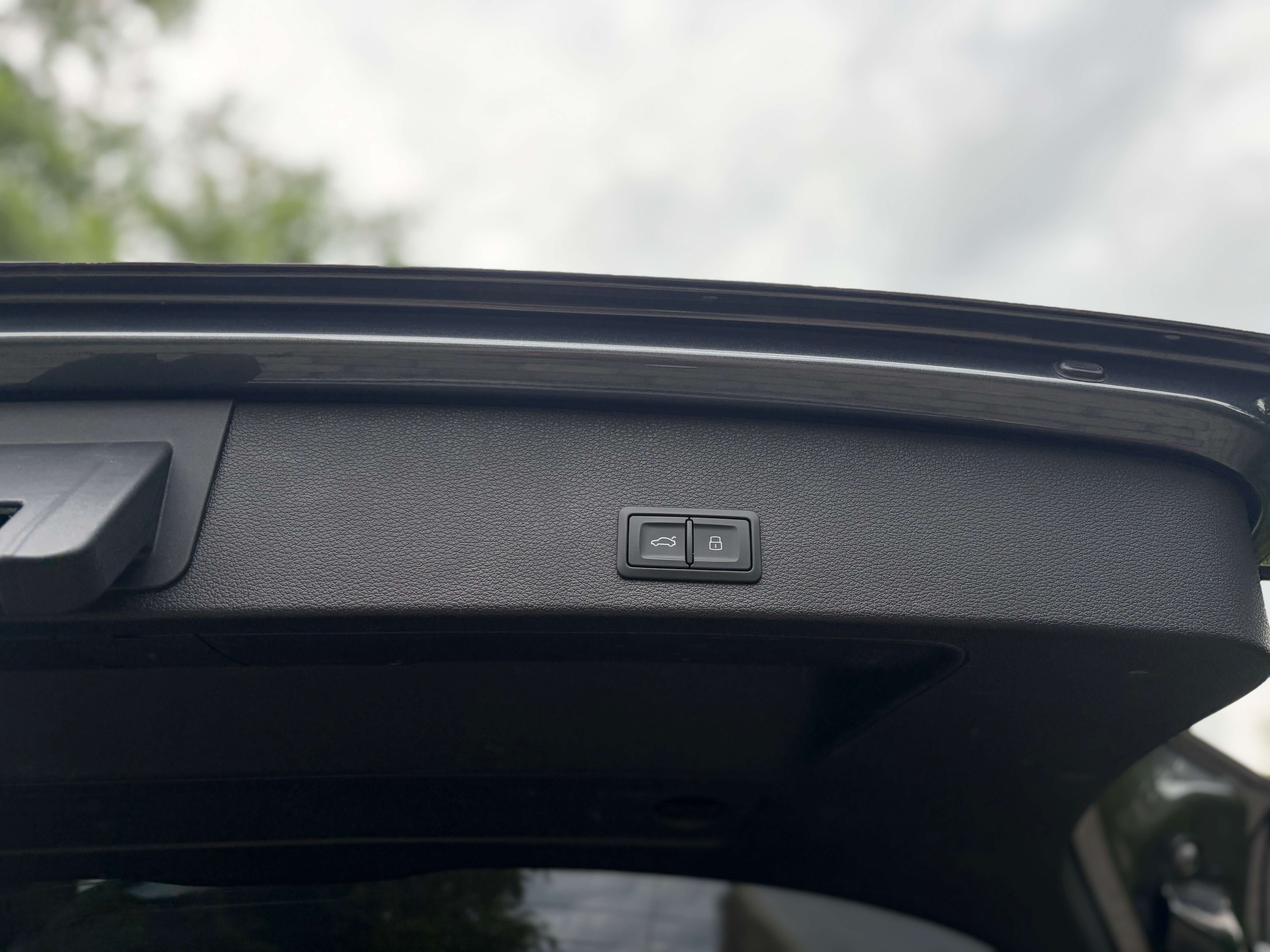 Audi Q2 30 TFSI S line van 2023  ### 85000 km ###