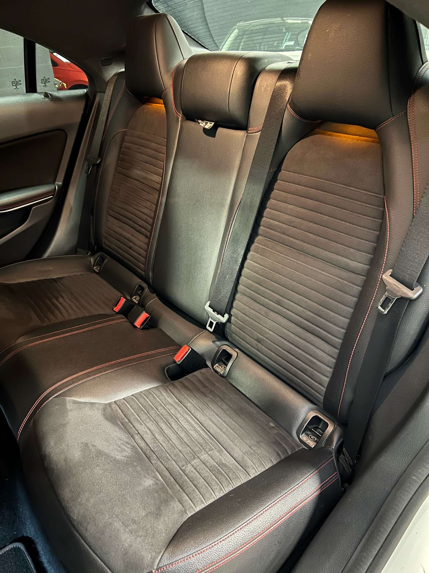 Mercedes-Benz CLA 200 *BERLINE*AUTO*AMG*CAMERA*ALCANTARA*GARANTIE*