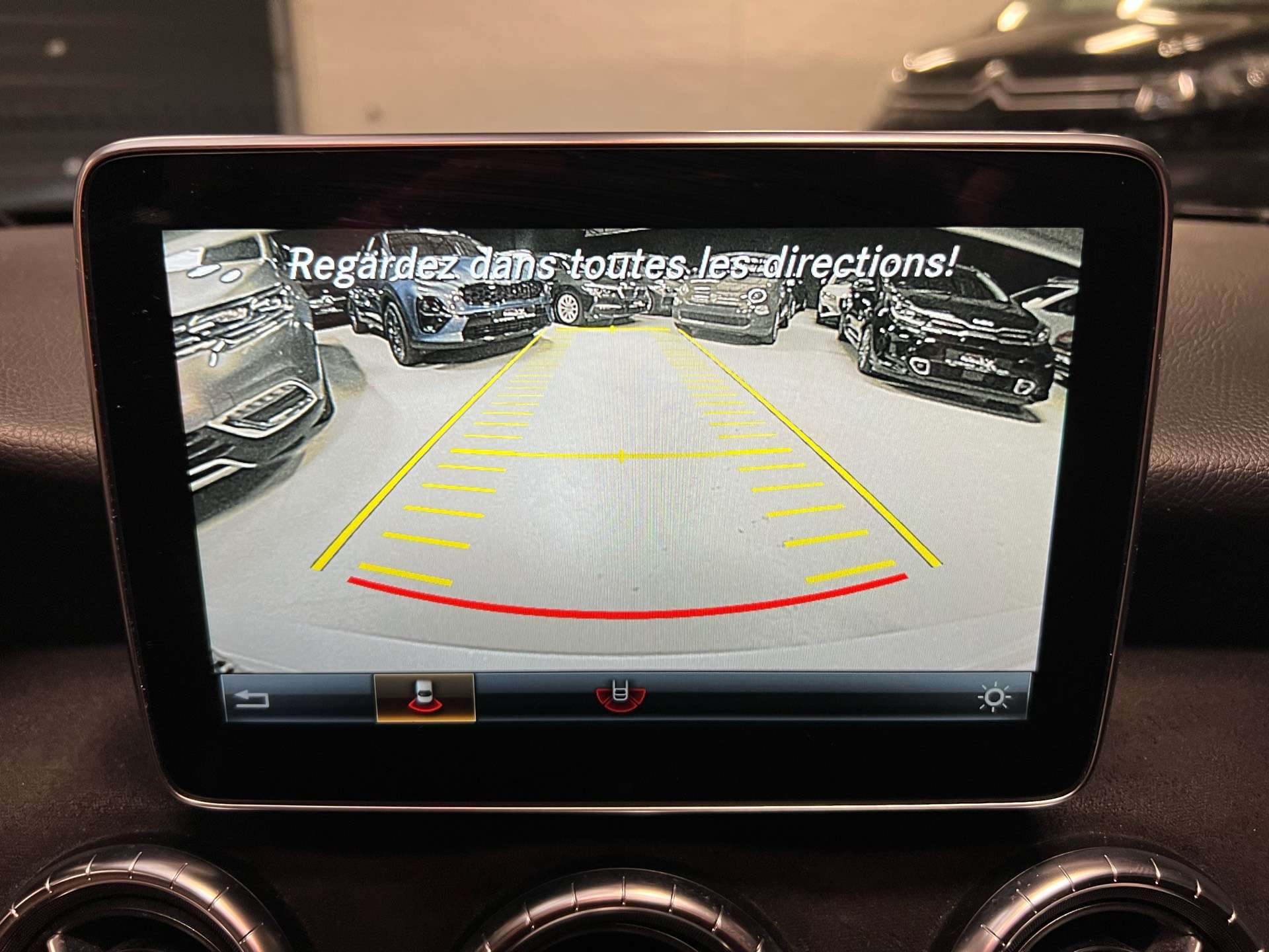 Mercedes-Benz CLA 200 *BERLINE*AUTO*AMG*CAMERA*ALCANTARA*GARANTIE*