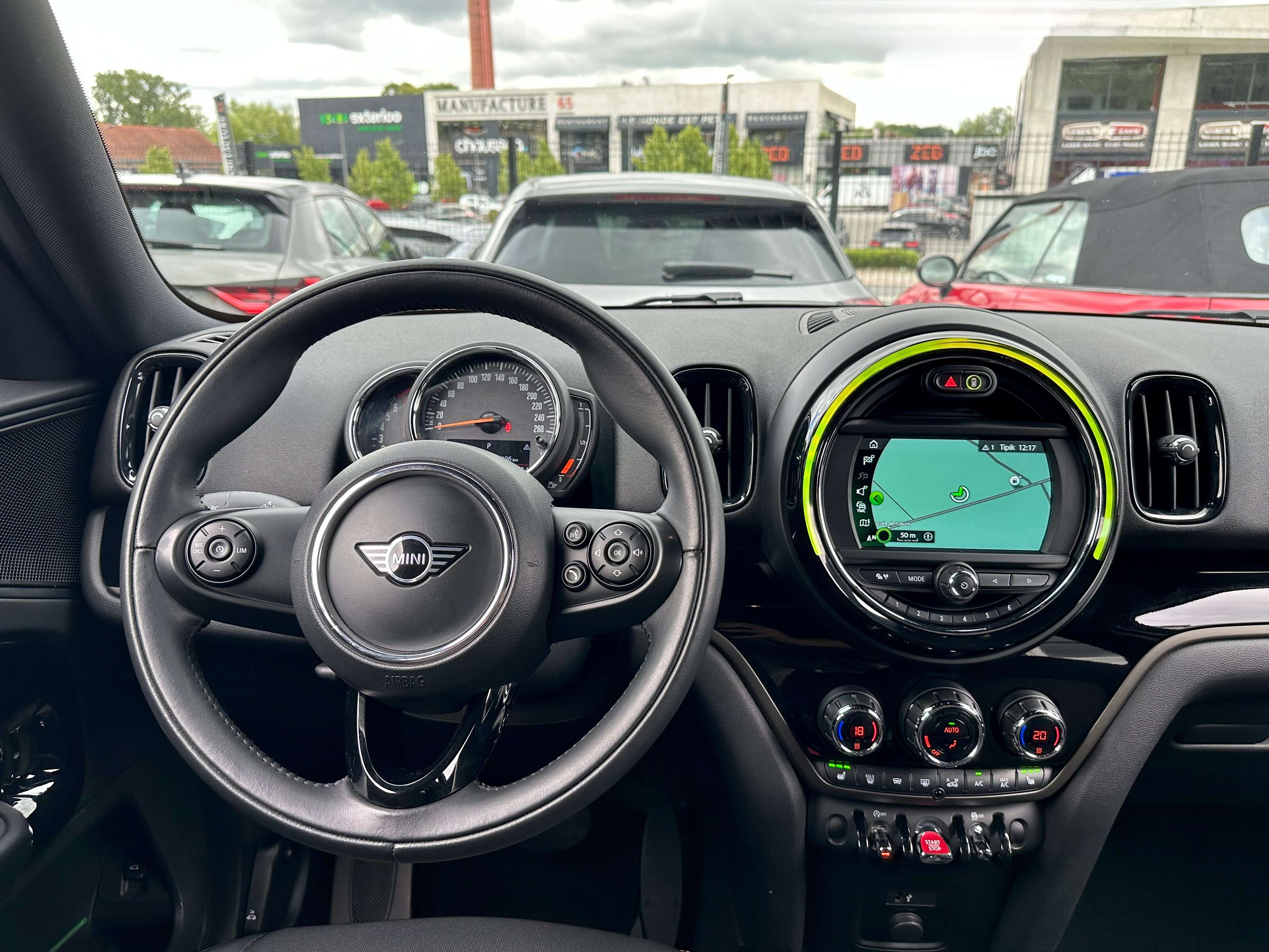 MINI Cooper Countryman 1.5*FULL BLACK*LED*NAVI*SIEGE CHAUFFANT*CARNET MINI*GARANTIE