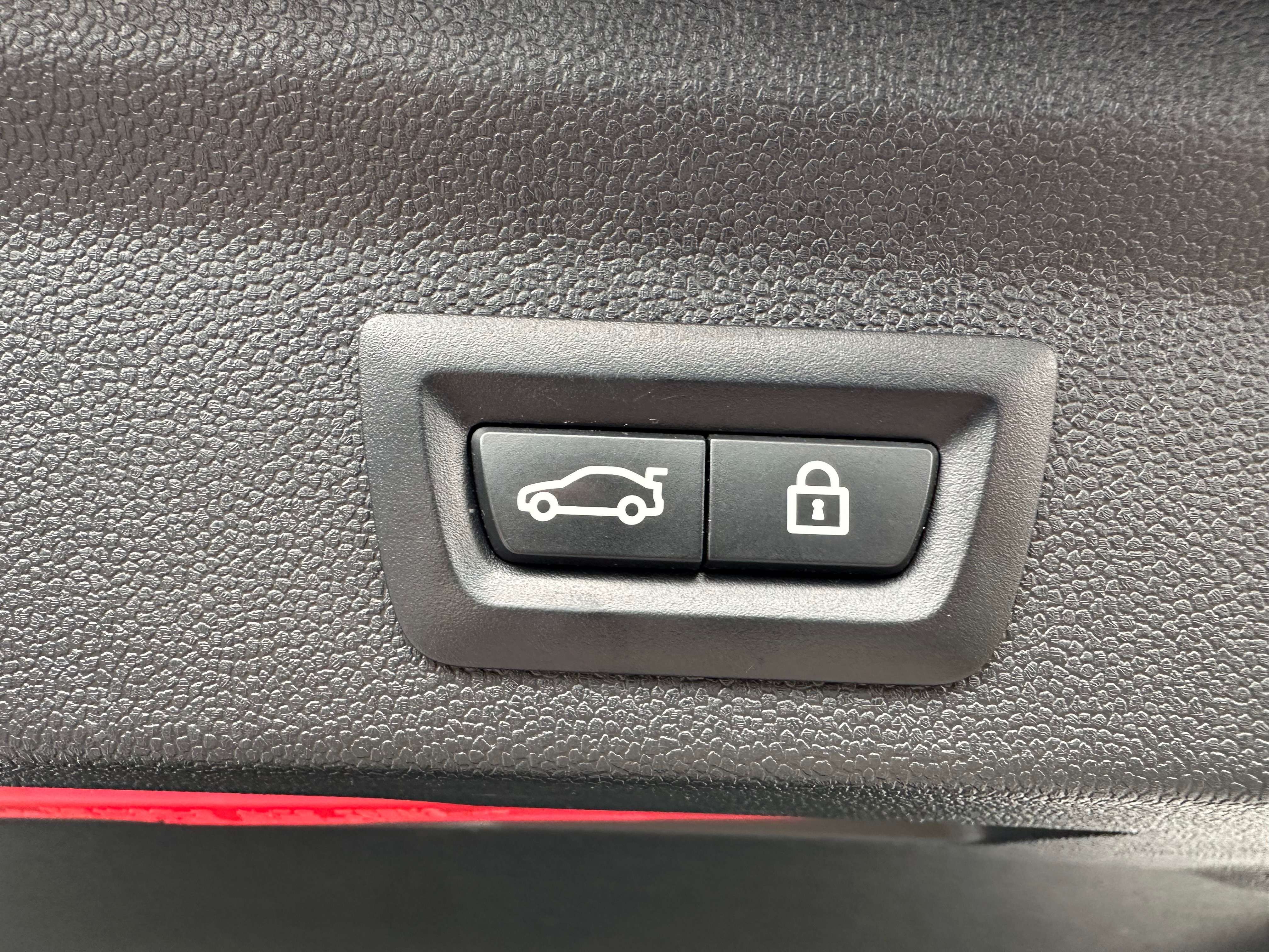 MINI Cooper Countryman 1.5*FULL BLACK*LED*NAVI*SIEGE CHAUFFANT*CARNET MINI*GARANTIE
