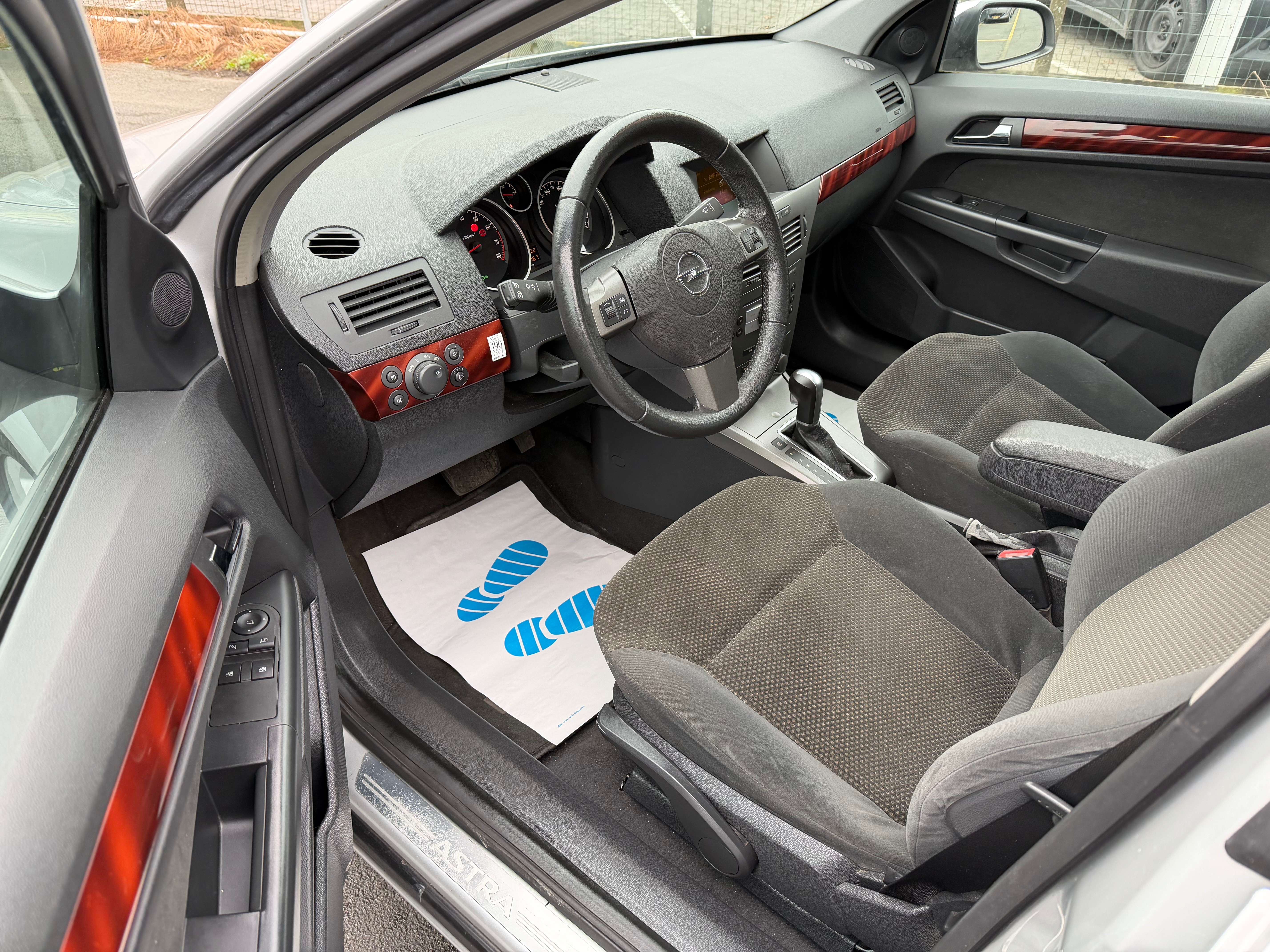 Opel Astra Astra 1.8i XE 16v*boite automat* garantie 12 mois