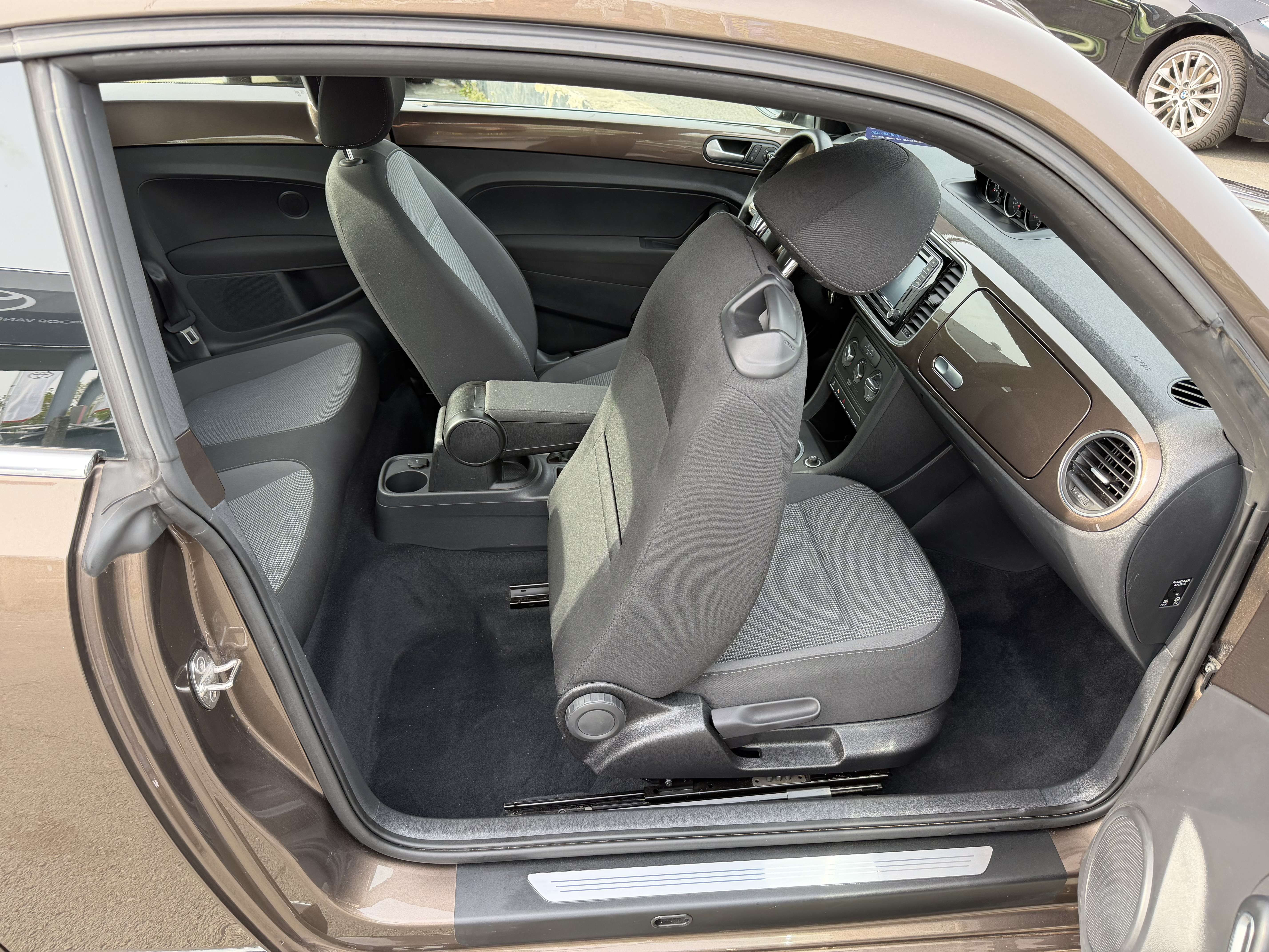 Volkswagen Beetle 1.2 TSI*NAVI*USB*AUX*BT*LED*Xénon*Garantie 12 Mois