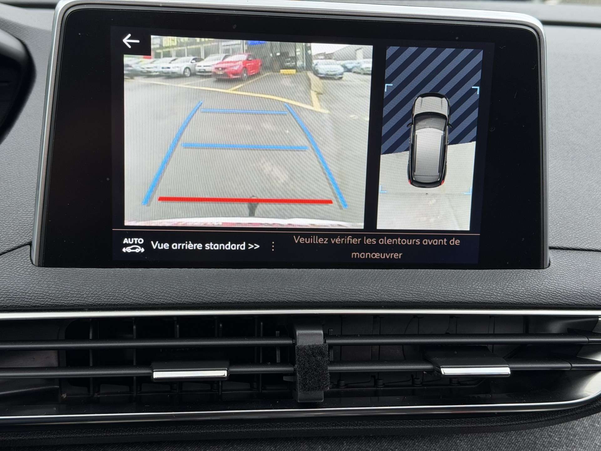 Peugeot 3008 3008 1.2 GT Line EURO 6DI*NAVI*Carplay*Cam360*