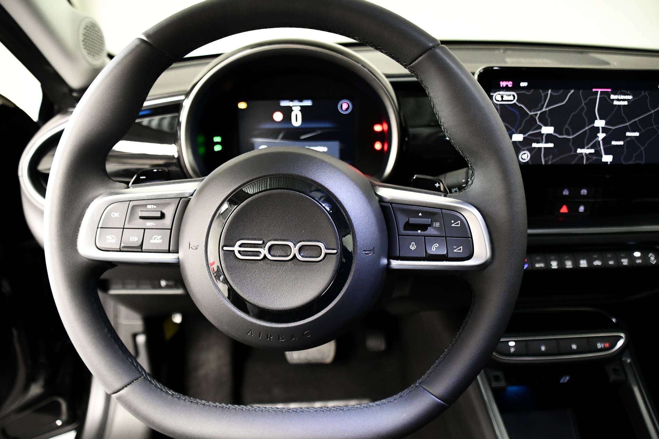 Fiat 600 600 - MHEV - Automaat - Carplay - Camera - Cruise Control