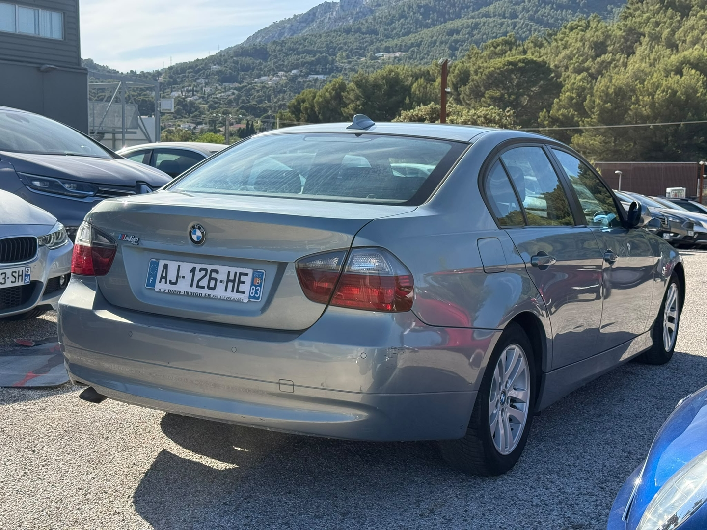 Bmw SERIE 3 (E90) 318D 122CH CONFORT