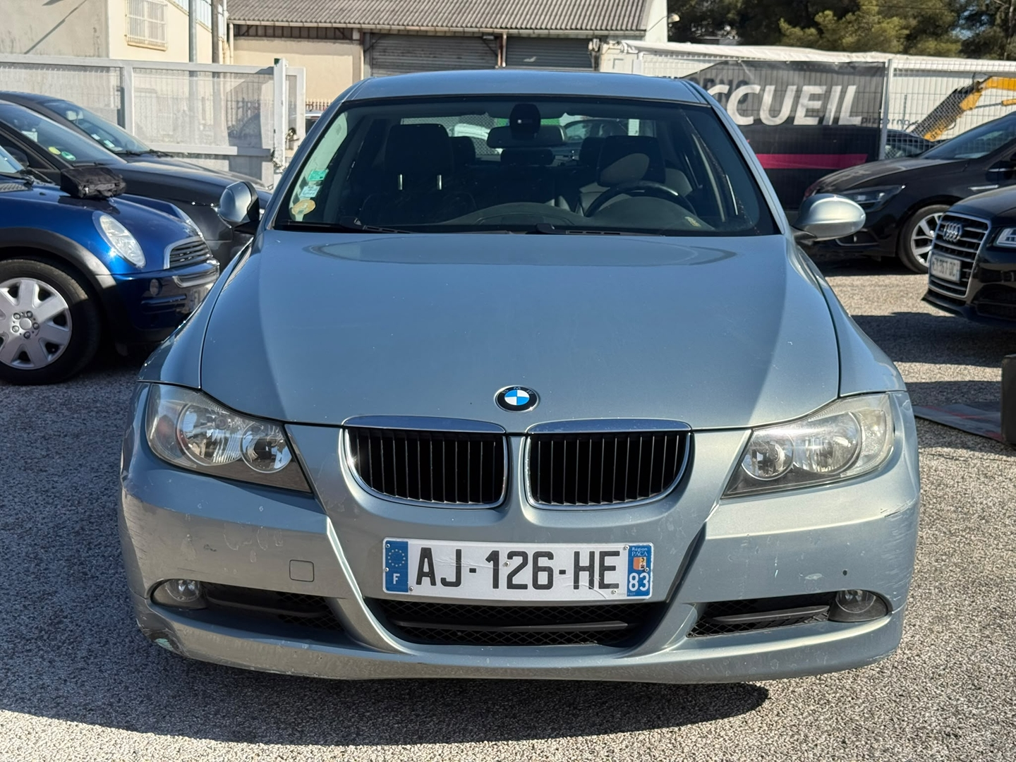 Bmw SERIE 3 (E90) 318D 122CH CONFORT