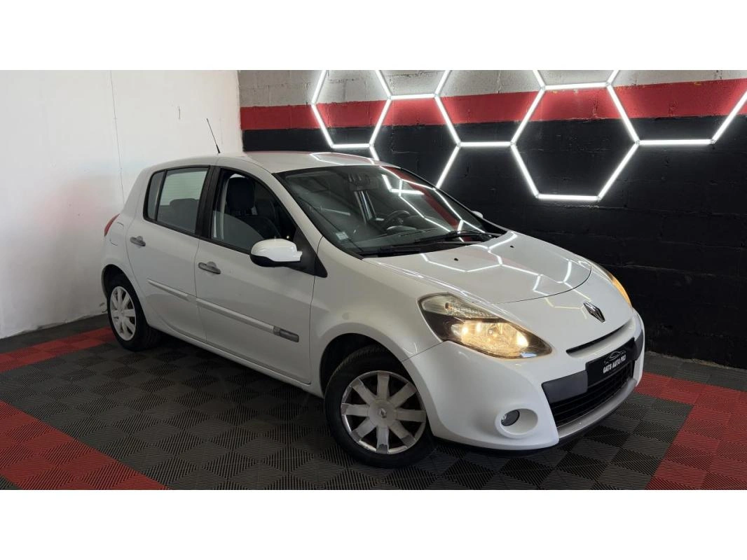 Renault Clio 3 1.5DCI 75 - PHASE 2 CLIM DISTRI GARANTIE CT OK