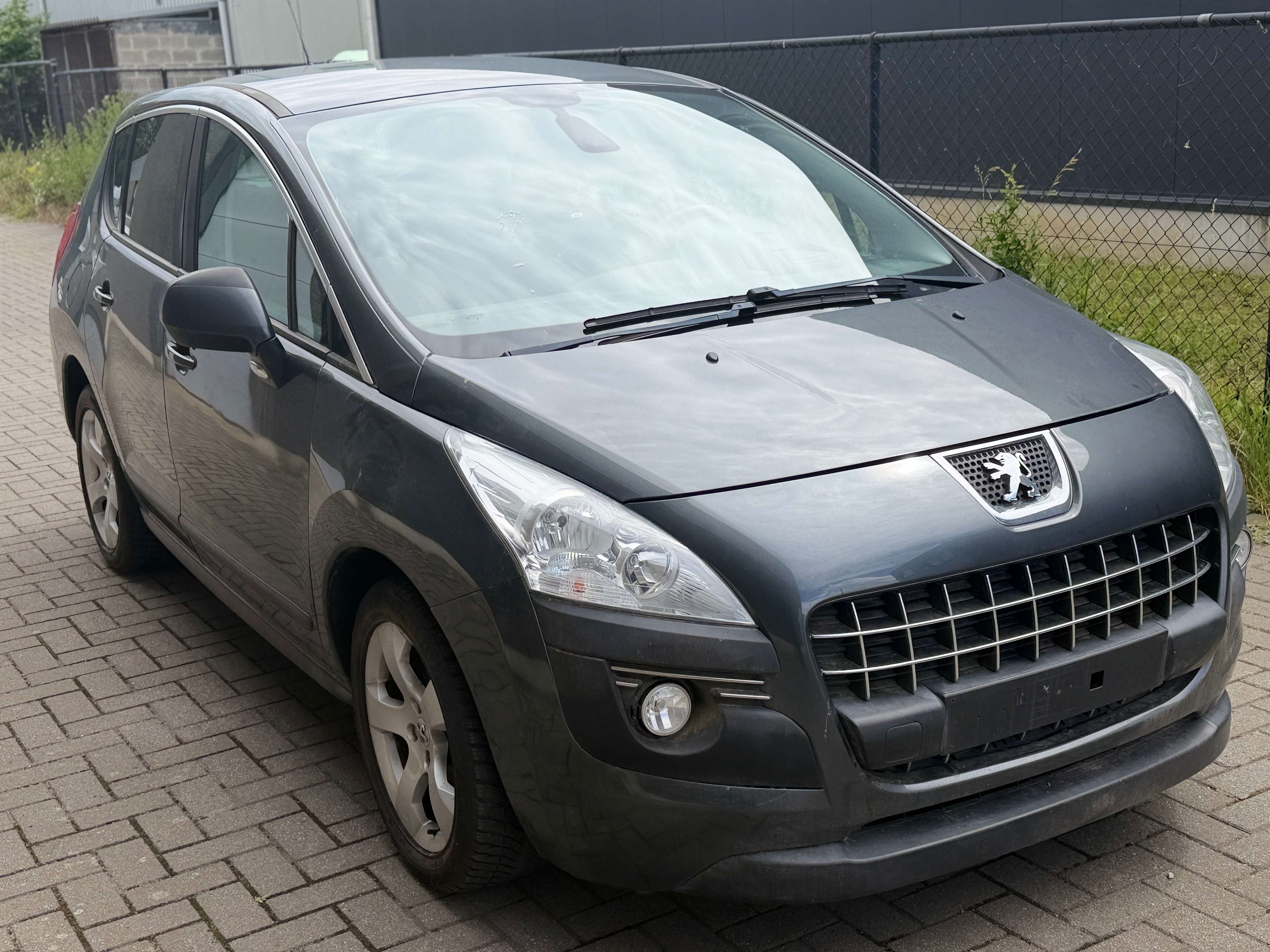 Peugeot 3008 3008 1.6i Access