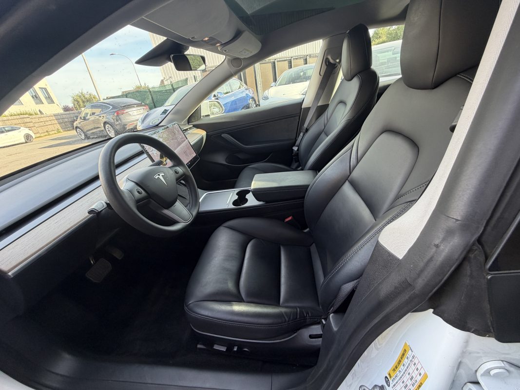 Tesla Model 3 STANDARD PLUS RWD
