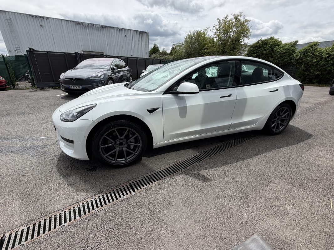Tesla Model 3 STANDARD PLUS RWD