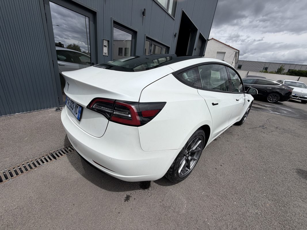 Tesla Model 3 STANDARD PLUS RWD