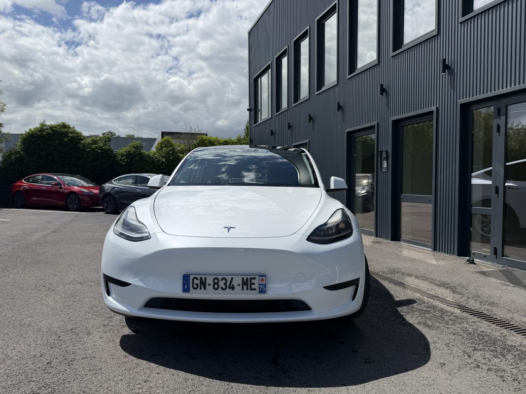 Tesla Model Y STANDARD RWD