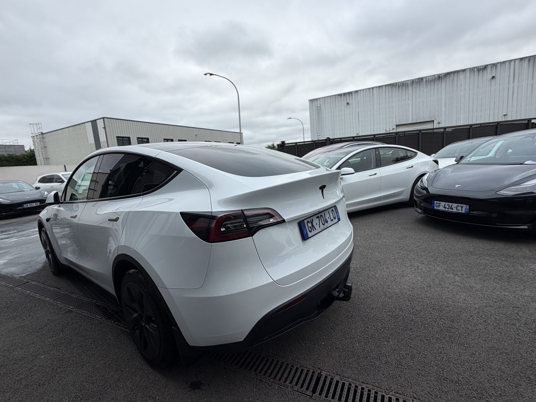 Tesla Model Y PROPULSION