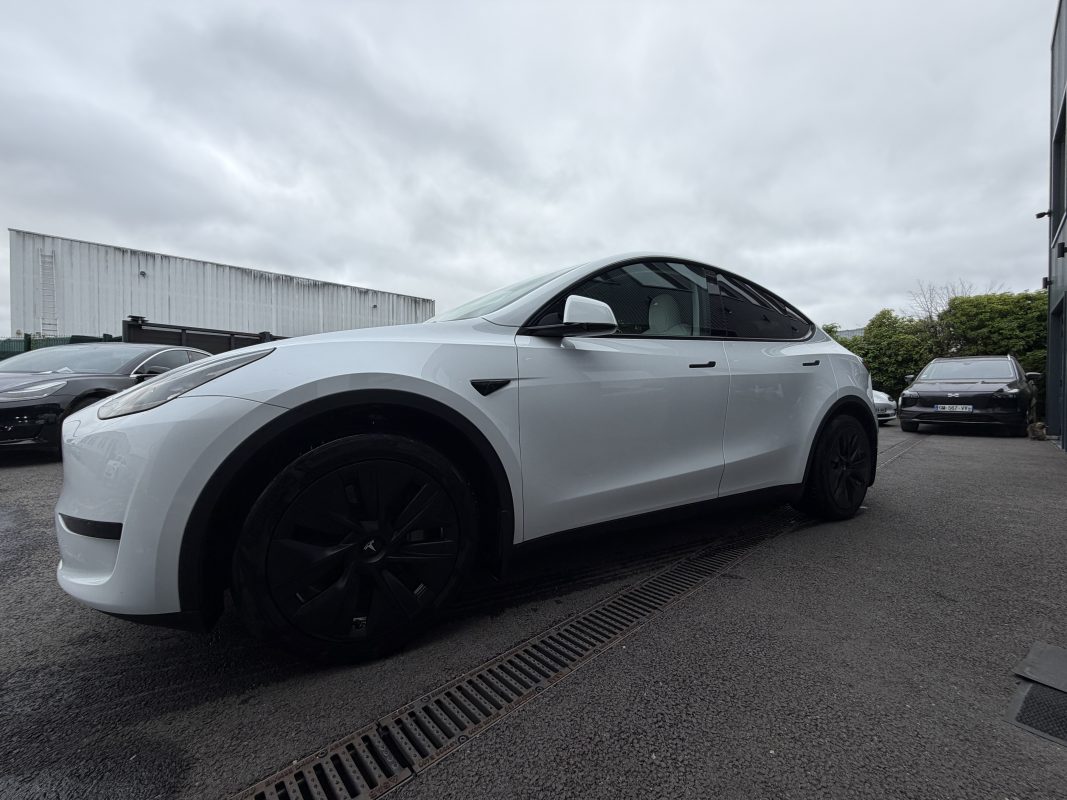 Tesla Model Y PROPULSION