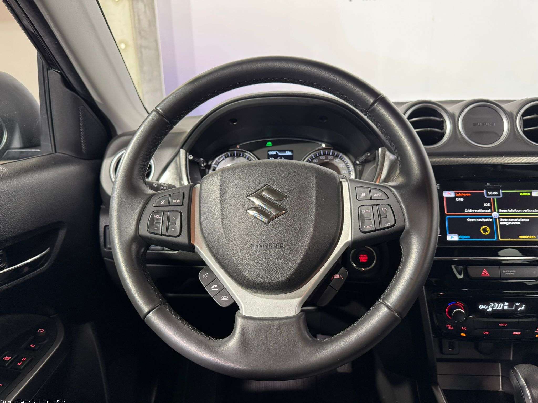 Suzuki Vitara 1.5 DUALJET HYBRID | NETTO: 19.000€ | CARPLAY
