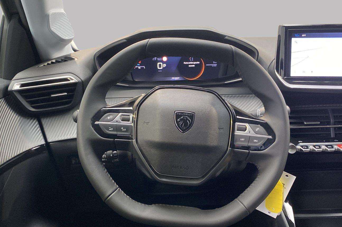 Peugeot 208 ALLURE