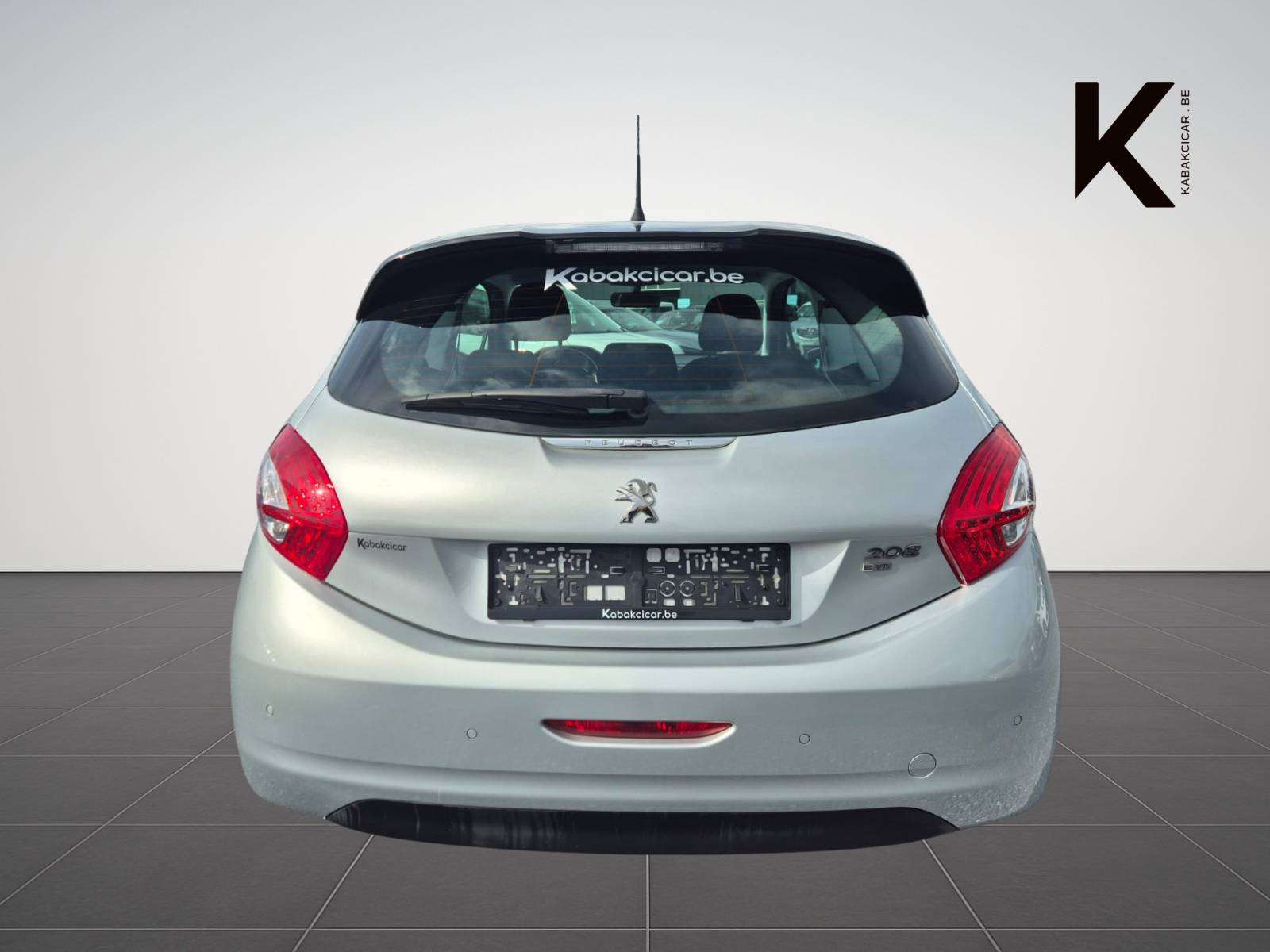 Peugeot 208 1.6i Allure / Navigation / Climatisation / USB - MP3 / Garantie 12 Mois