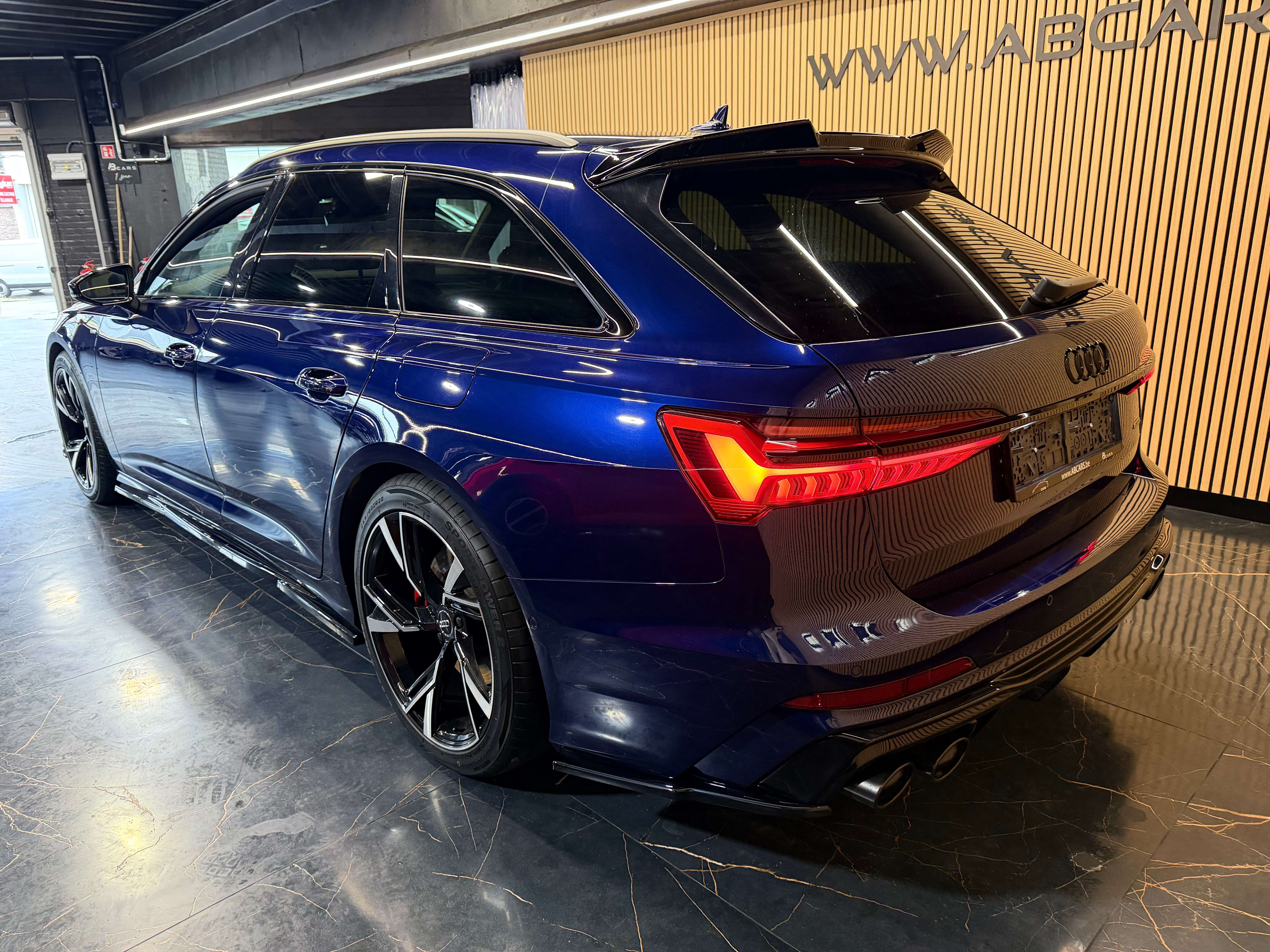 Audi A6 55TFSI E QUATTRO * LOOK S6 - S LINE ** GARANTIE 12 MOIS **