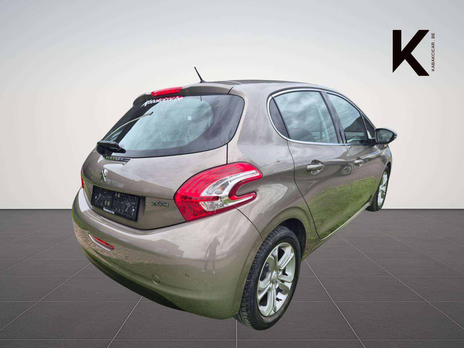 Peugeot 208 1.6i Allure / Navigation / Park Assist / Full Capteurs / Garantie 12 Mois thumbnail