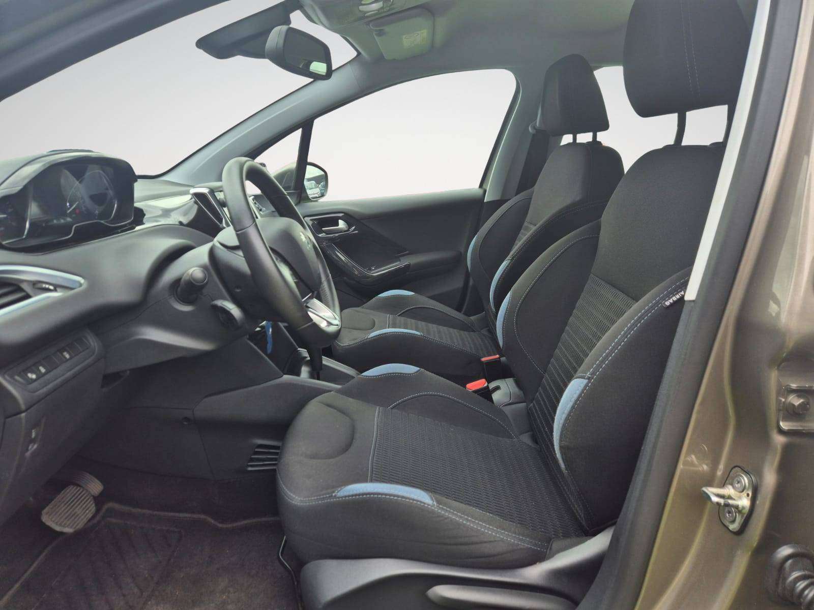 Peugeot 208 1.6i Allure / Navigation / Park Assist / Full Capteurs / Garantie 12 Mois