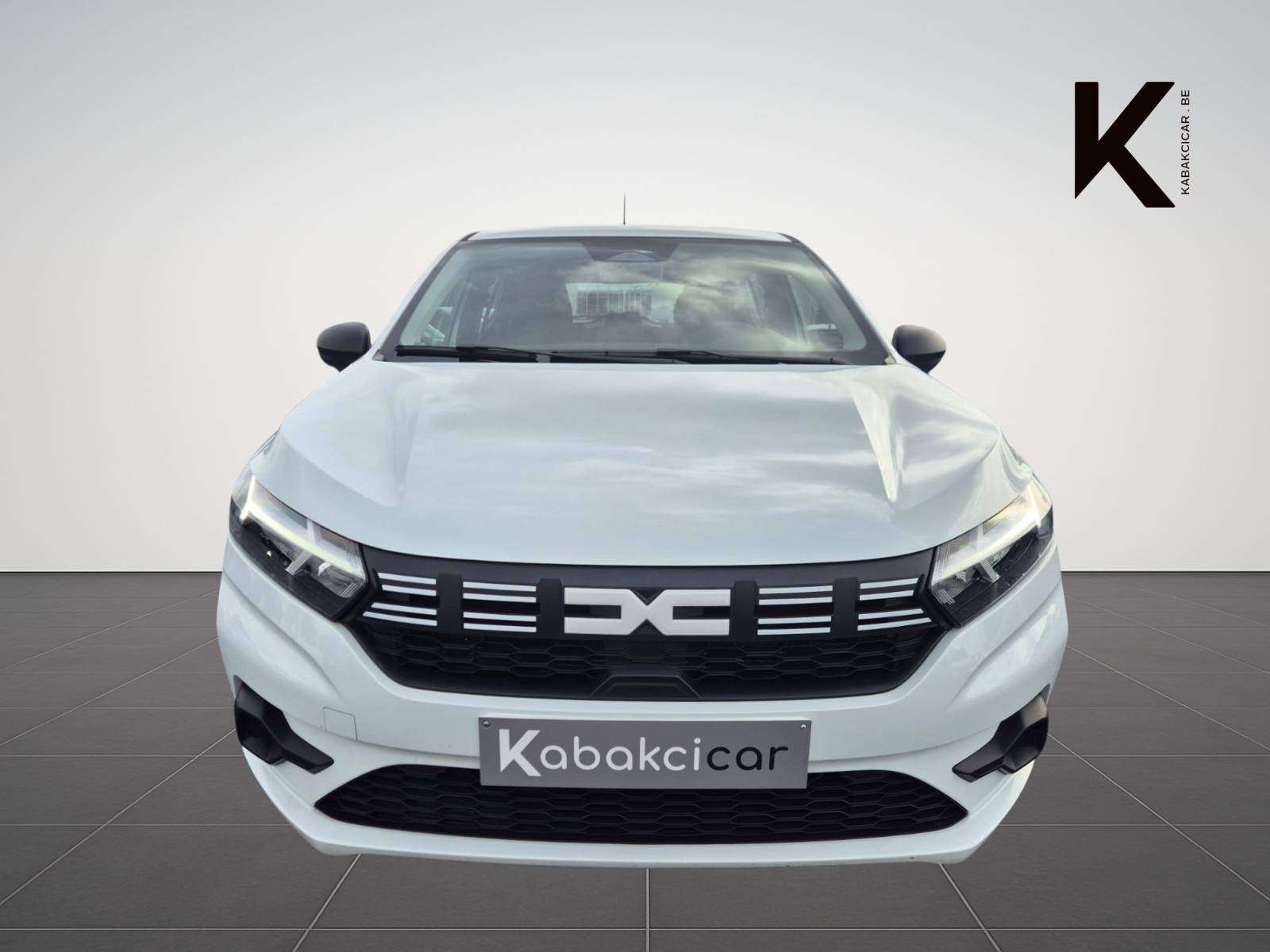 Dacia Sandero 1.0i SCe Essential / Voiture "Neuve" - 5.881 Km ! / Capteurs de Recul / USB / Garantie 12 Mois