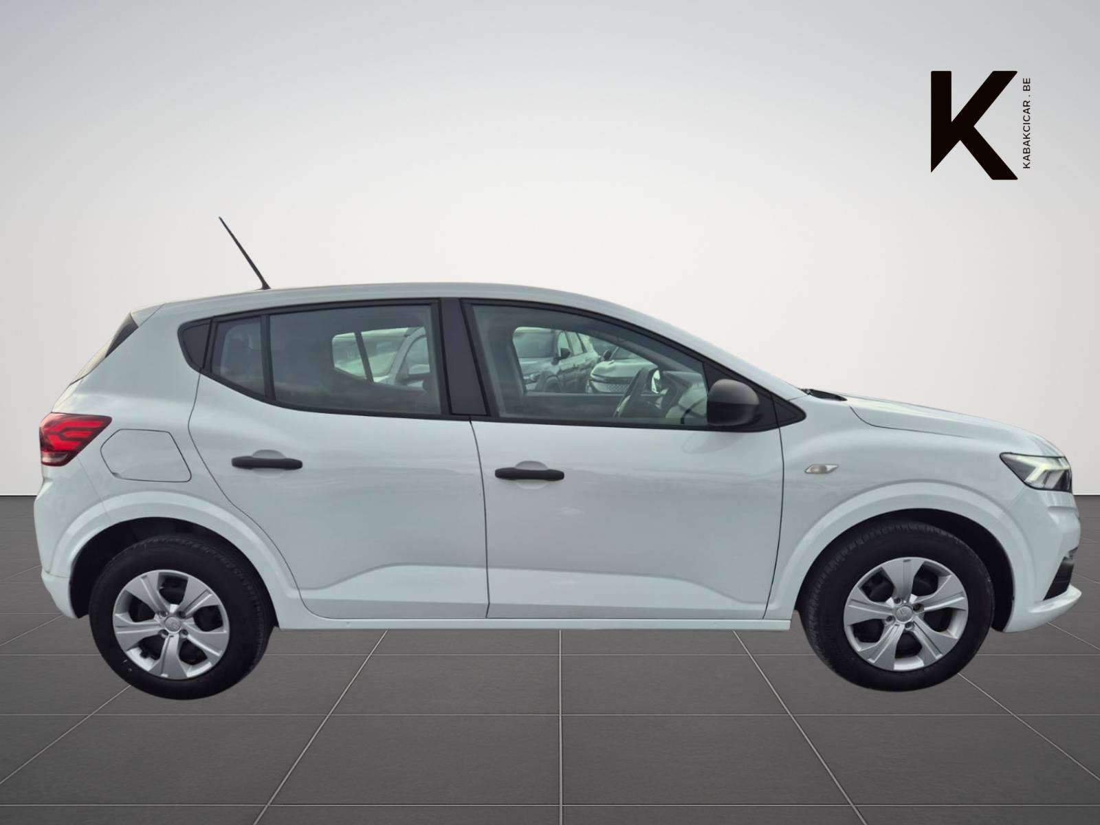 Dacia Sandero 1.0i SCe Essential / Voiture "Neuve" - 5.881 Km ! / Capteurs de Recul / USB / Garantie 12 Mois