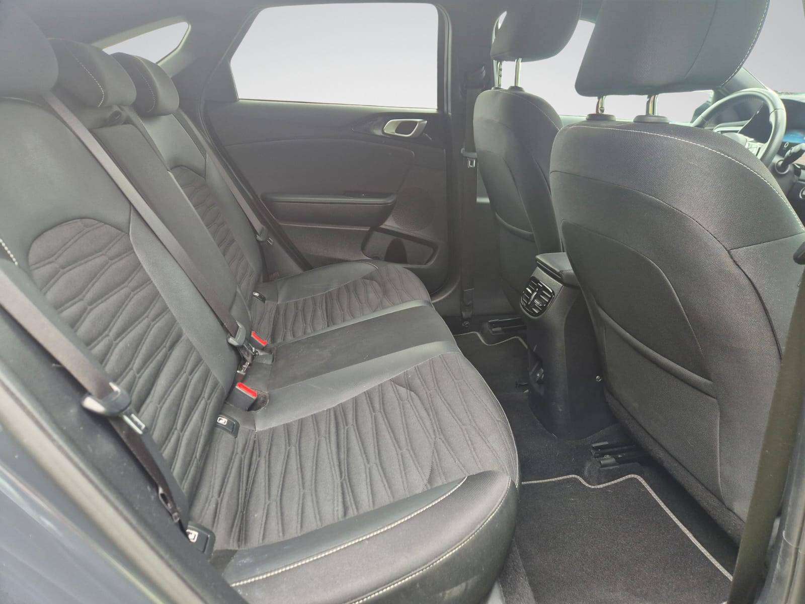 Kia ProCeed / pro_cee'd 1.5 T-GDi GT-Line ISG / Carplay / Camera / Navigation / Garantie 12 Mois