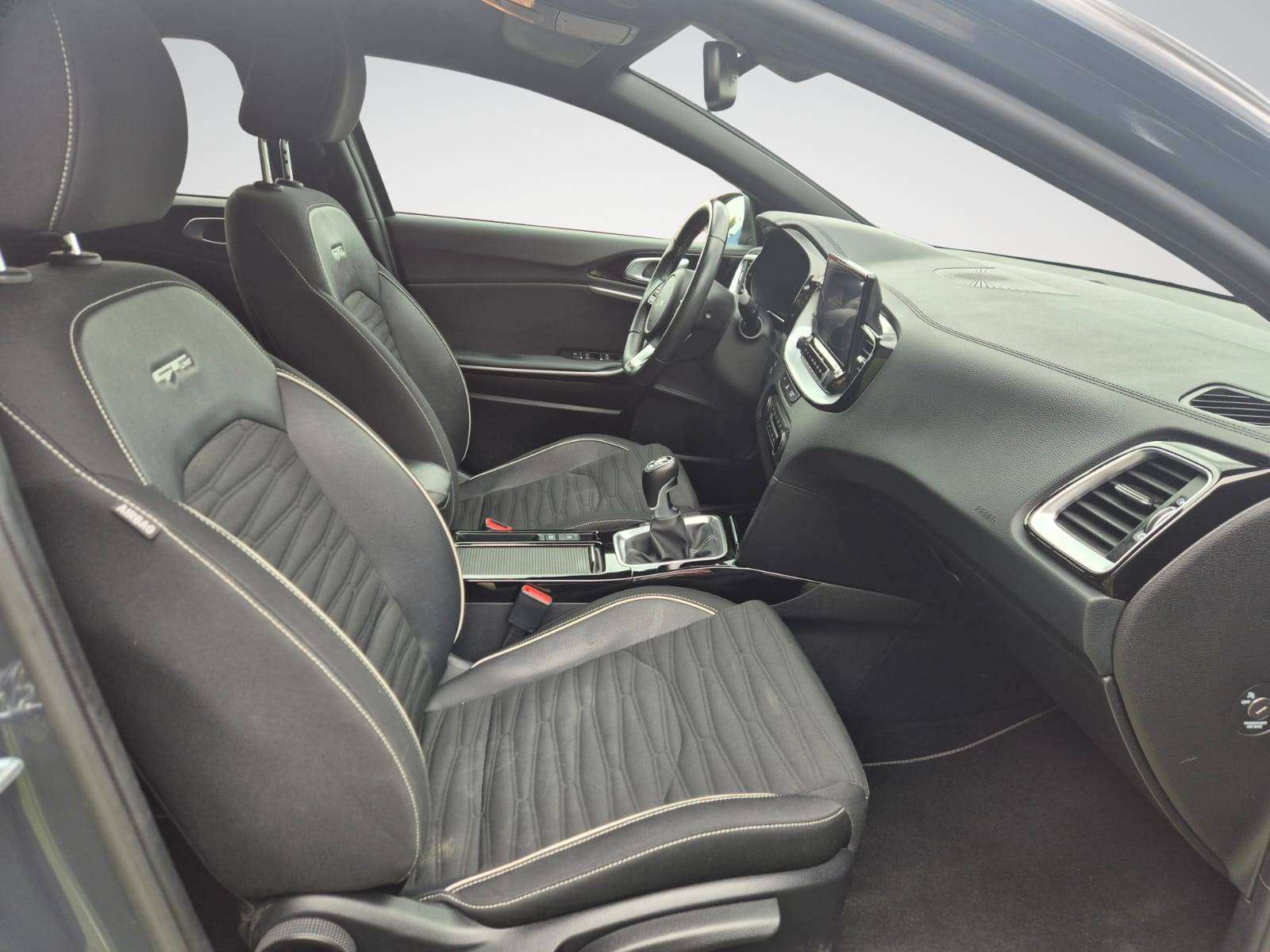 Kia ProCeed / pro_cee'd 1.5 T-GDi GT-Line ISG / Carplay / Camera / Navigation / Garantie 12 Mois