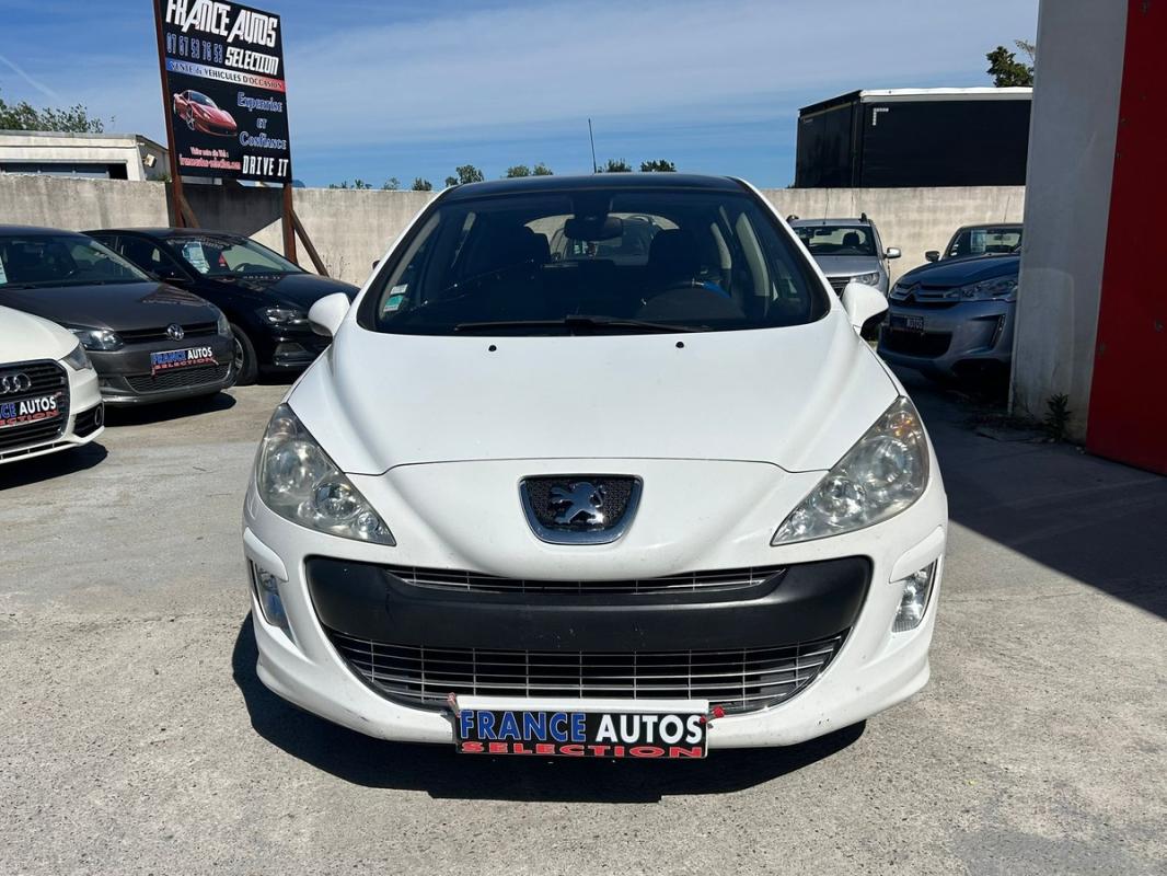 Peugeot 308 1.6 HDI 109 CH 5 PORTES – ENTIÈREMENT RÉVISÉE ET GARANTIE 12 MOIS EN EUROPE