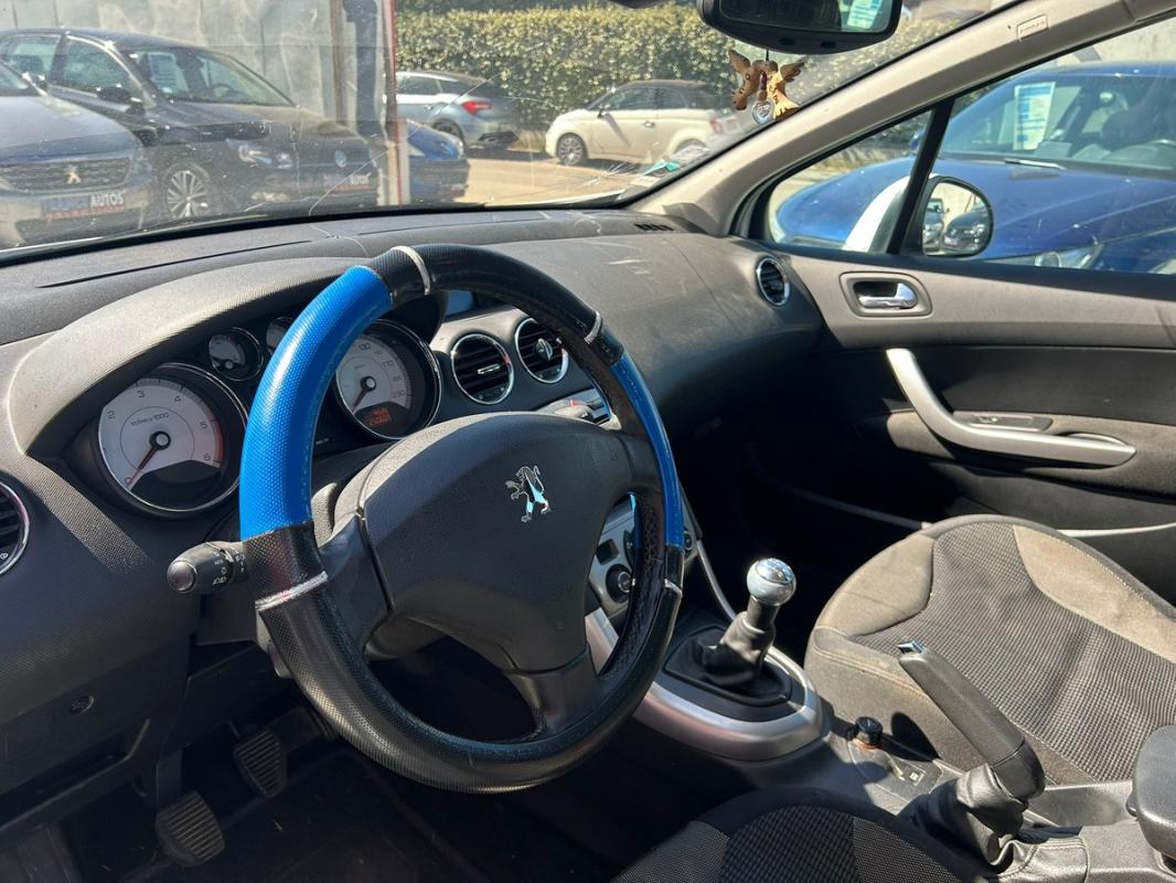 Peugeot 308 1.6 HDI 109 CH 5 PORTES – ENTIÈREMENT RÉVISÉE ET GARANTIE 12 MOIS EN EUROPE