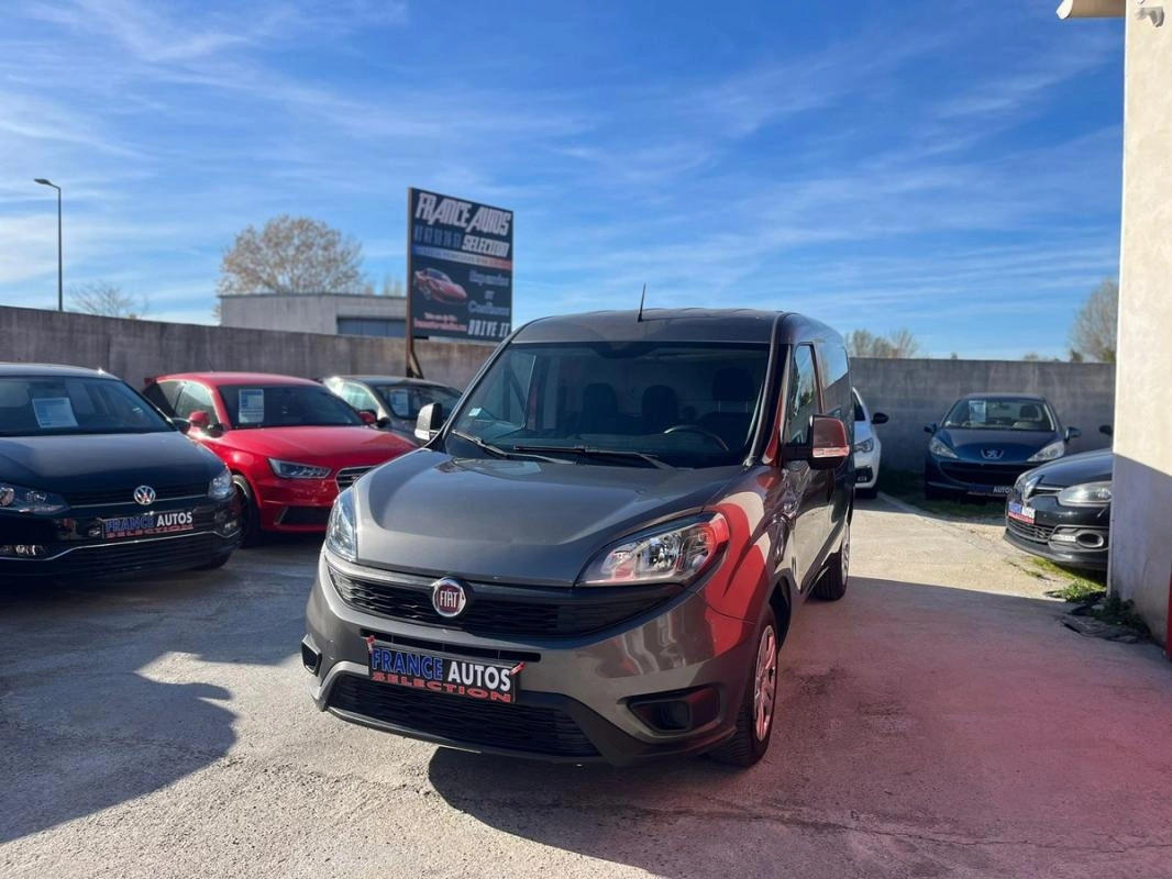 Fiat Doblo 1.3L JTD 95 CH 3 PLACES 1re MAIN | RÉVISÉE ET GARANTIE 12 MOIS EN EUROPE