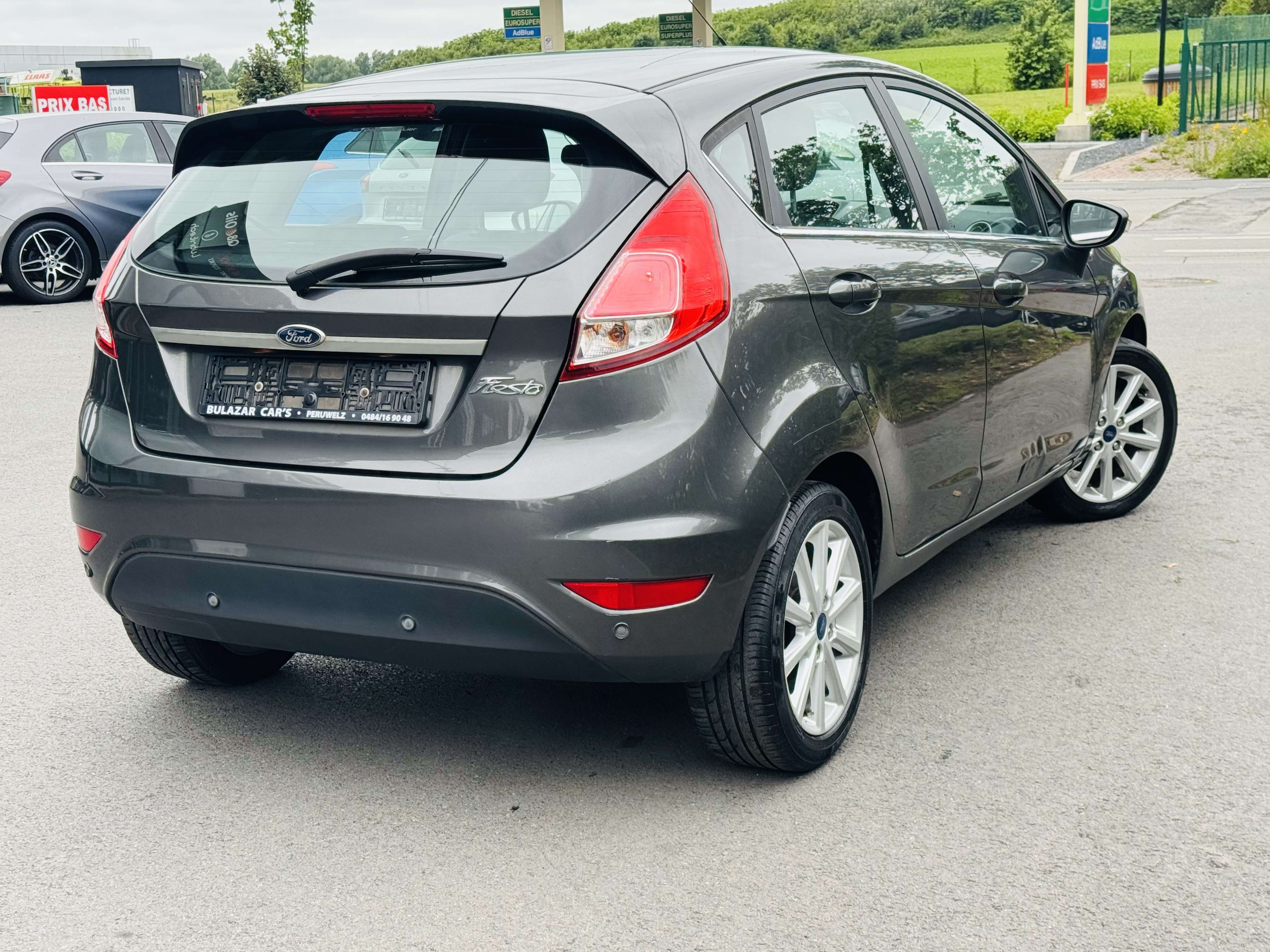 Ford Fiesta Fiesta 1.0i Titanium*1 ER MAIN*CARNET*CLIM*GARANTIE 12 MOIS