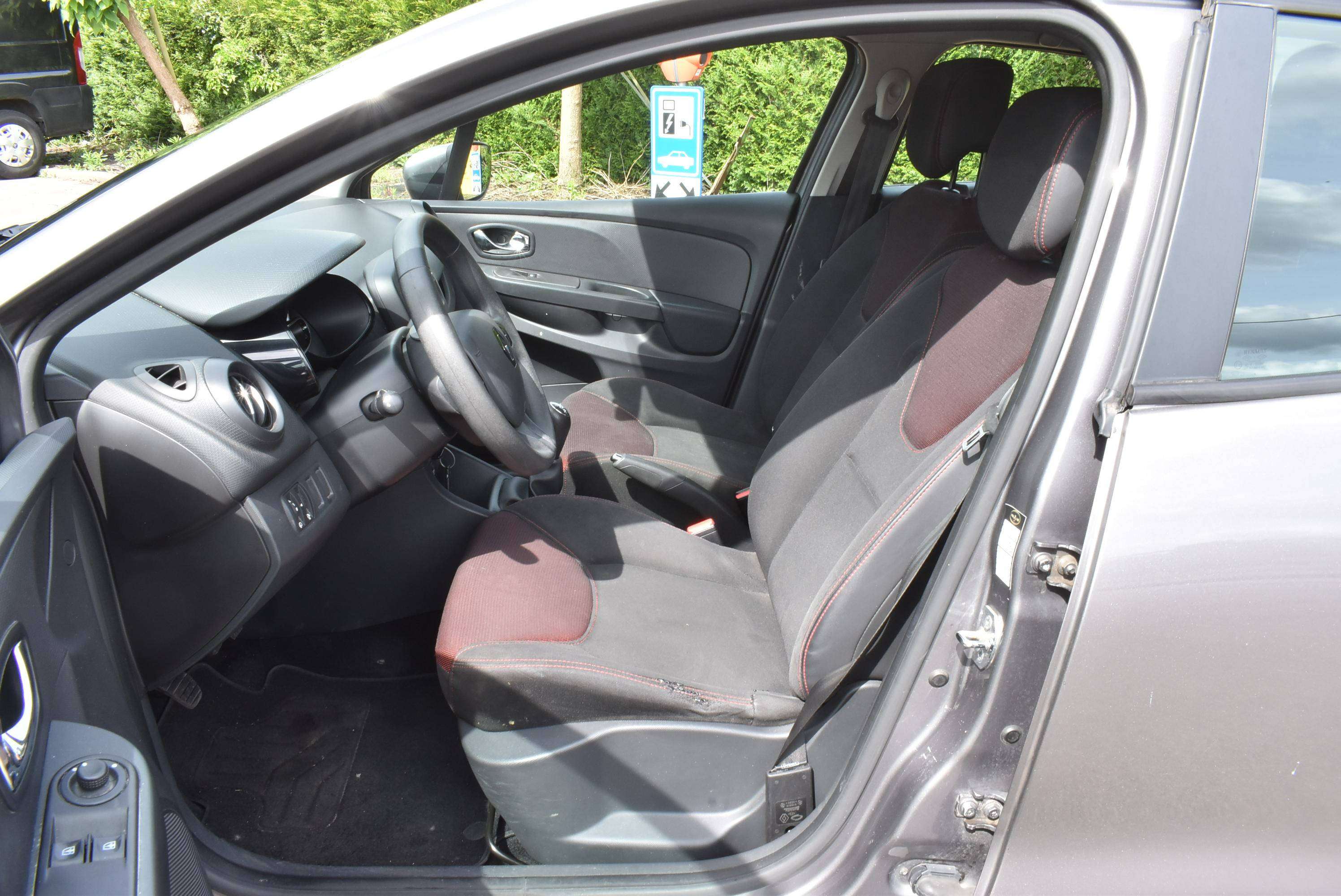 Renault Clio 1.2i Collection