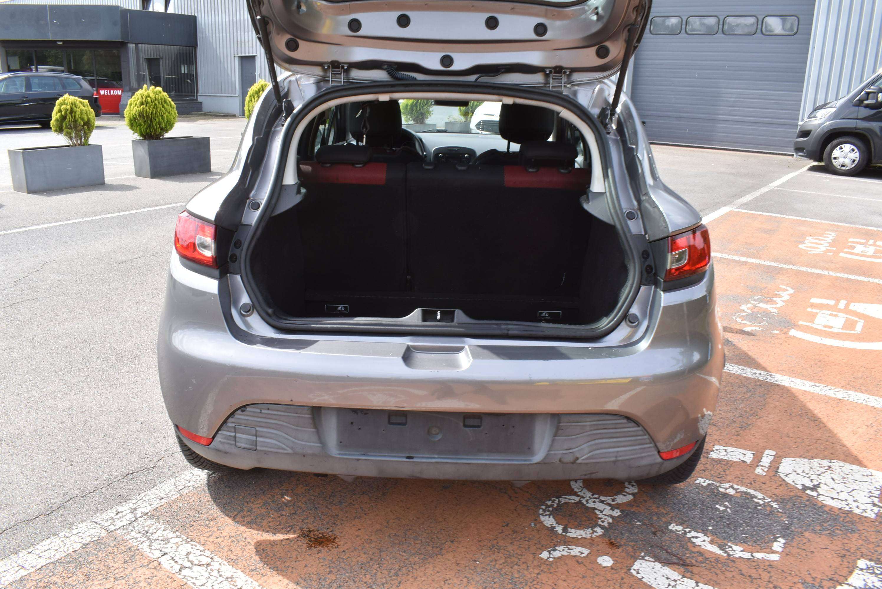 Renault Clio 1.2i Collection