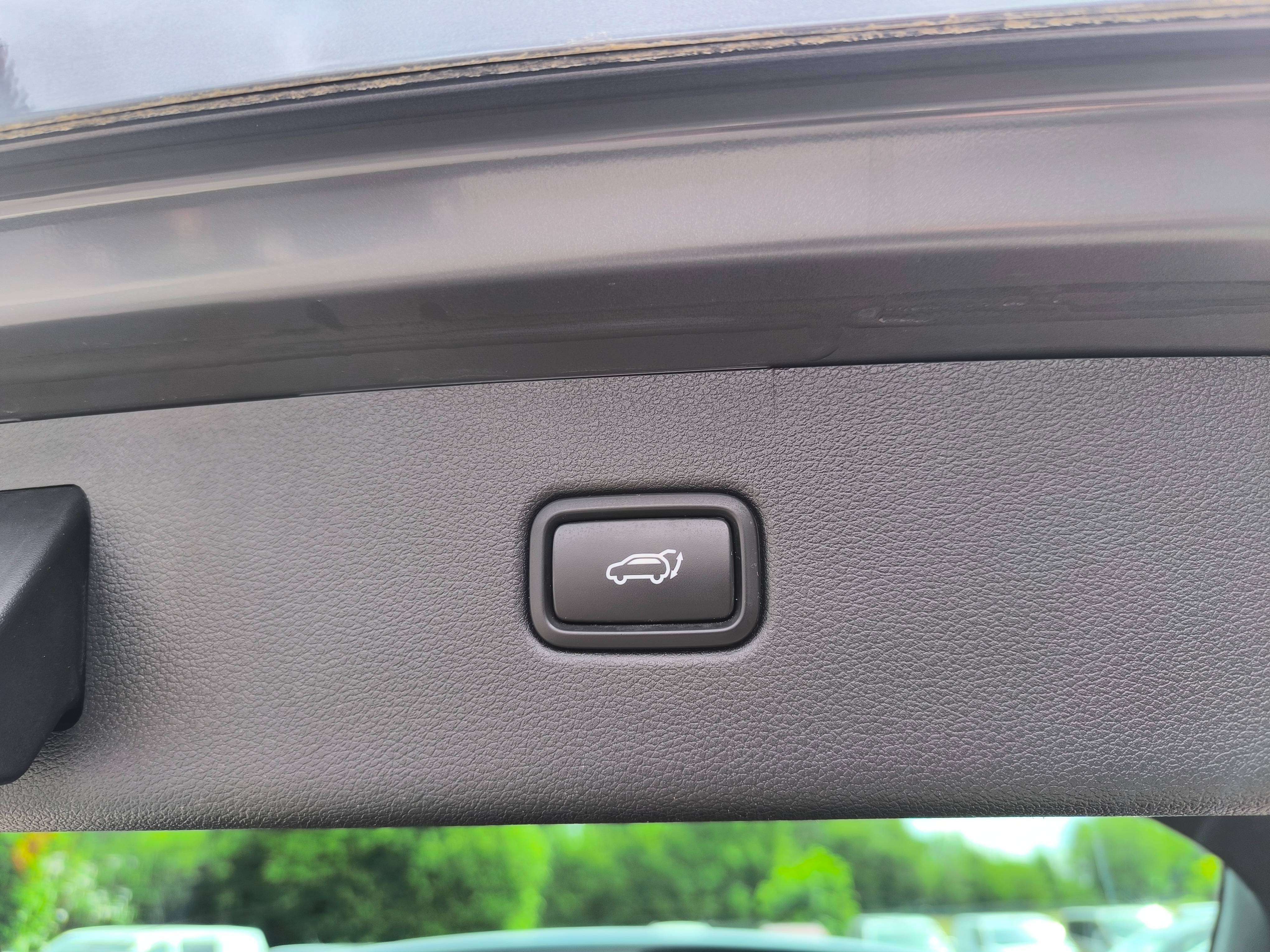 Hyundai TUCSON Tucson 2.0 CRDi B.AUTO 4WD EXECUTIVE CUIR BI-XENON GPS T.PANO
