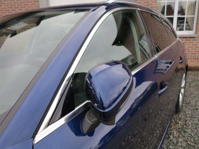 Audi A4 Avant 30 TDi  S-LINE Business Edition S tronic + PROMO + GARANTIE!