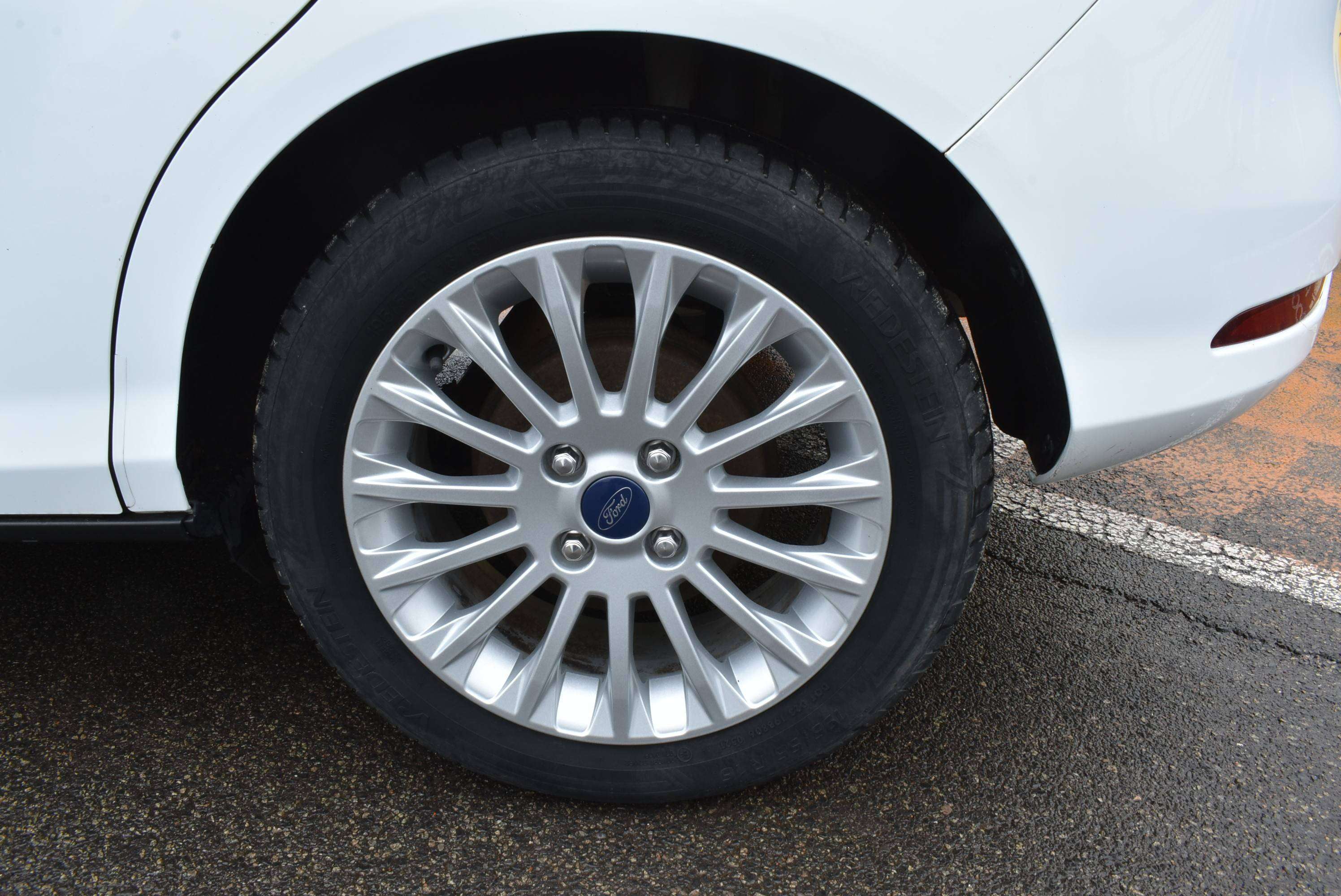 Ford B-Max 1.6 TDCi Titanium Airco