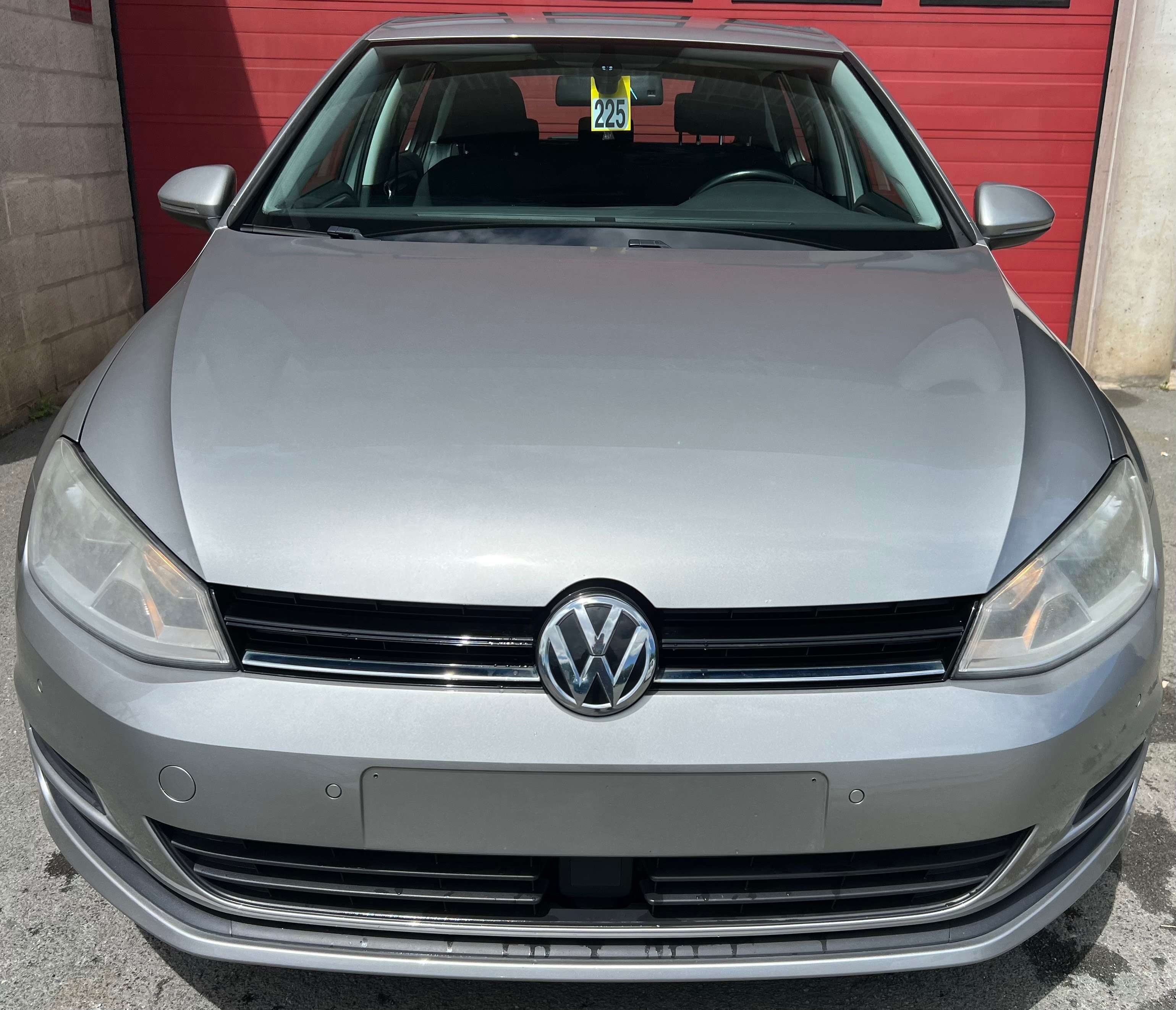 Volkswagen Golf 1.6 CR TDi Trendline + NAVI + CLIM