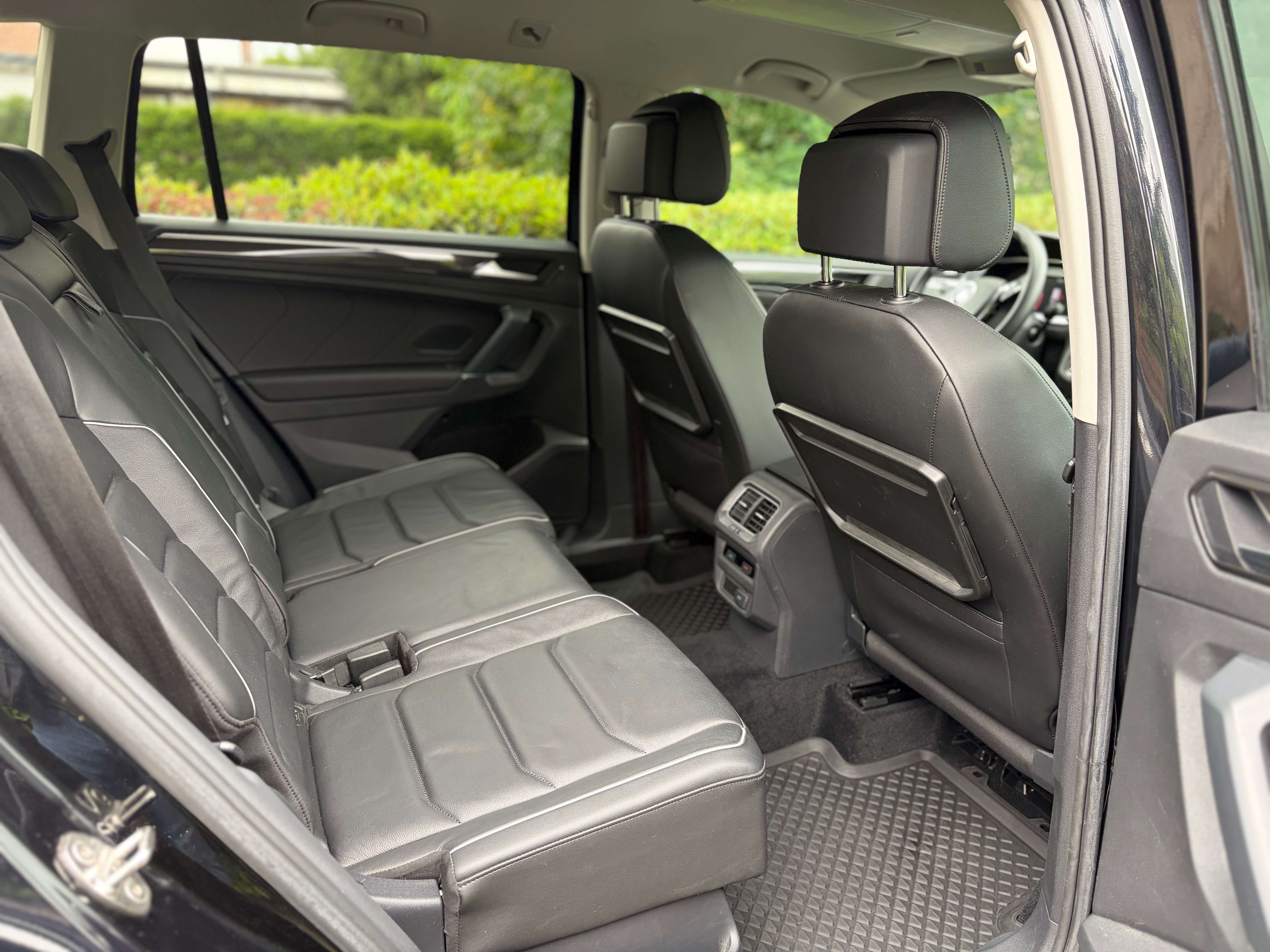 Volkswagen Tiguan Allspace T 2.0 TDi SCR 4Motion R-Line  ### 126000 km ###