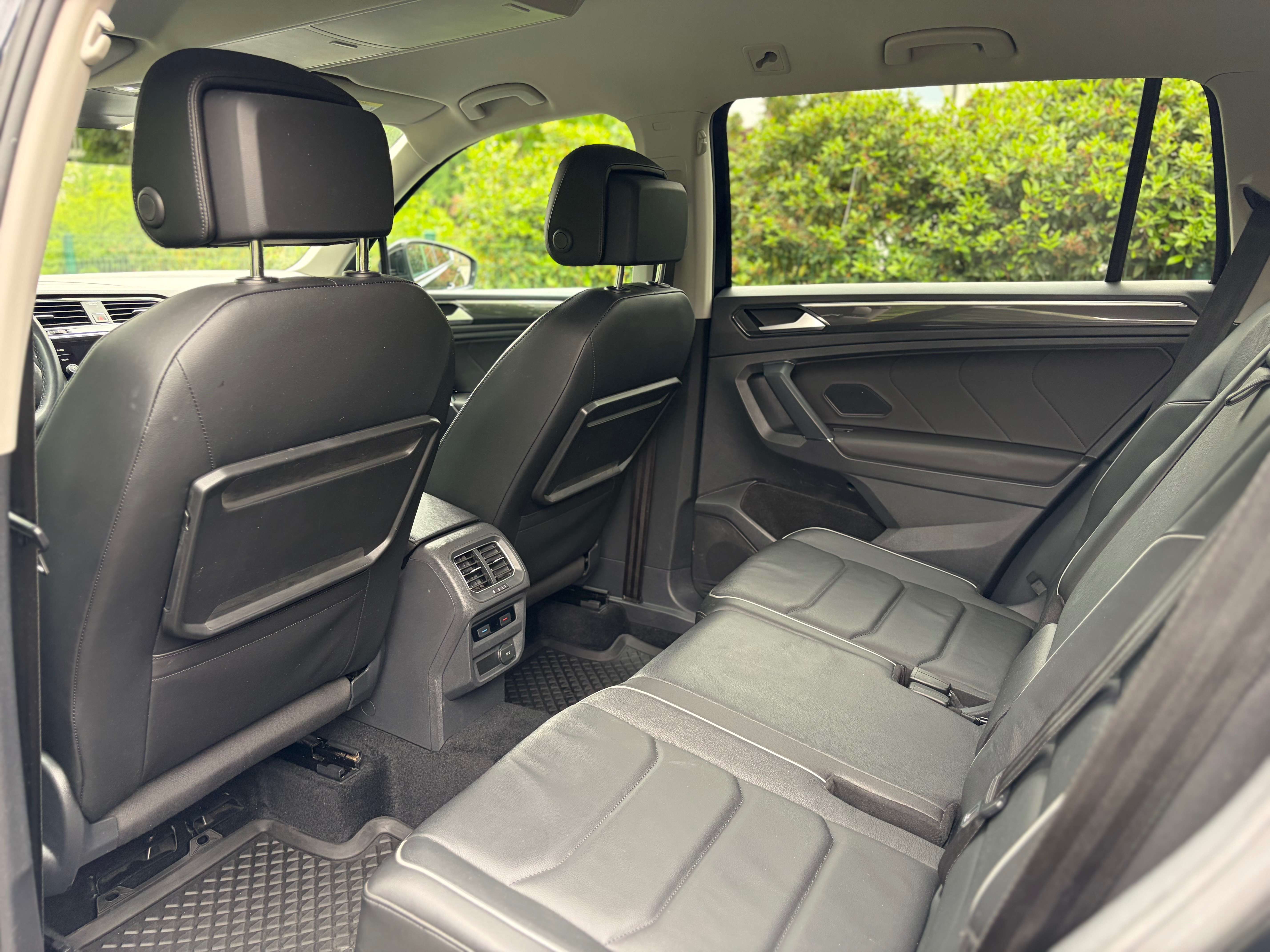Volkswagen Tiguan Allspace T 2.0 TDi SCR 4Motion R-Line  ### 126000 km ###