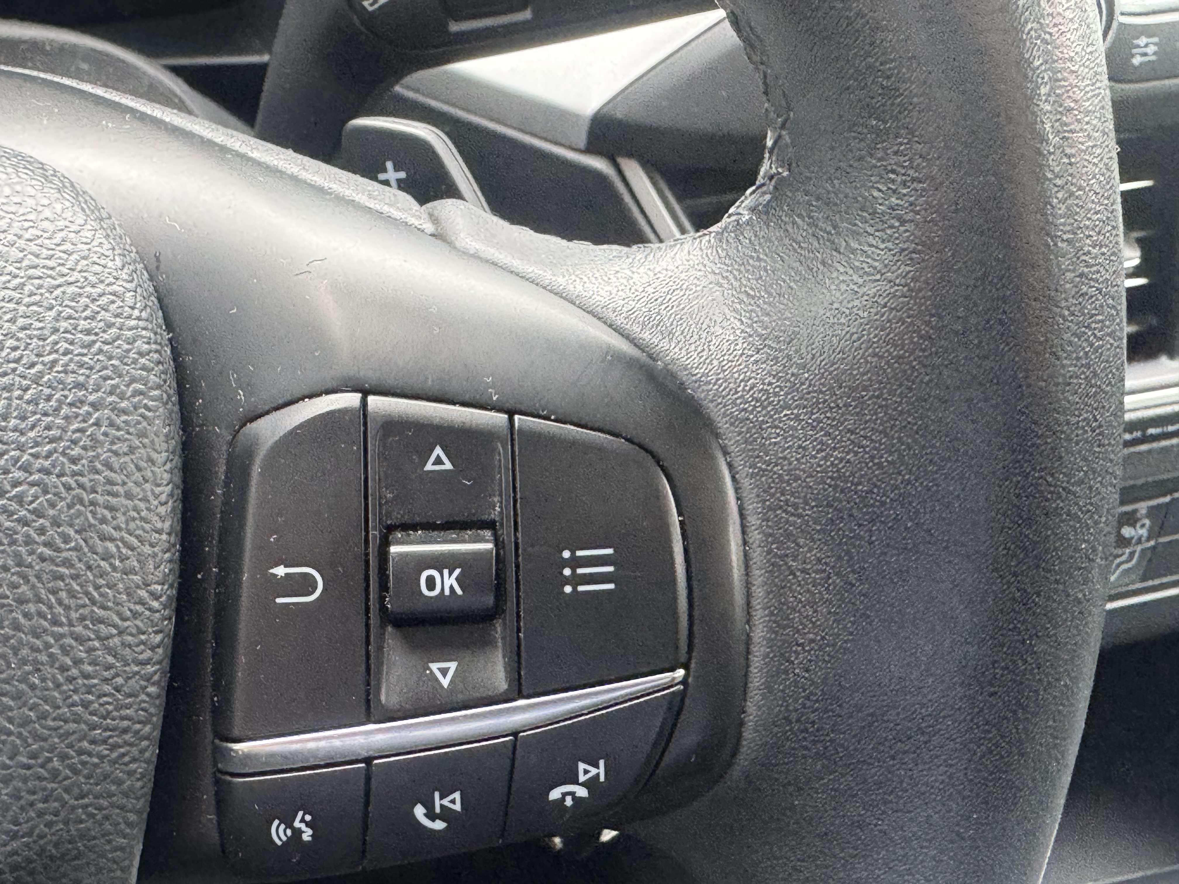 Ford Focus Focus 1.0 EcoBoost Titanium*CARNET*NAVI*CAR PLAY*GARANTIE