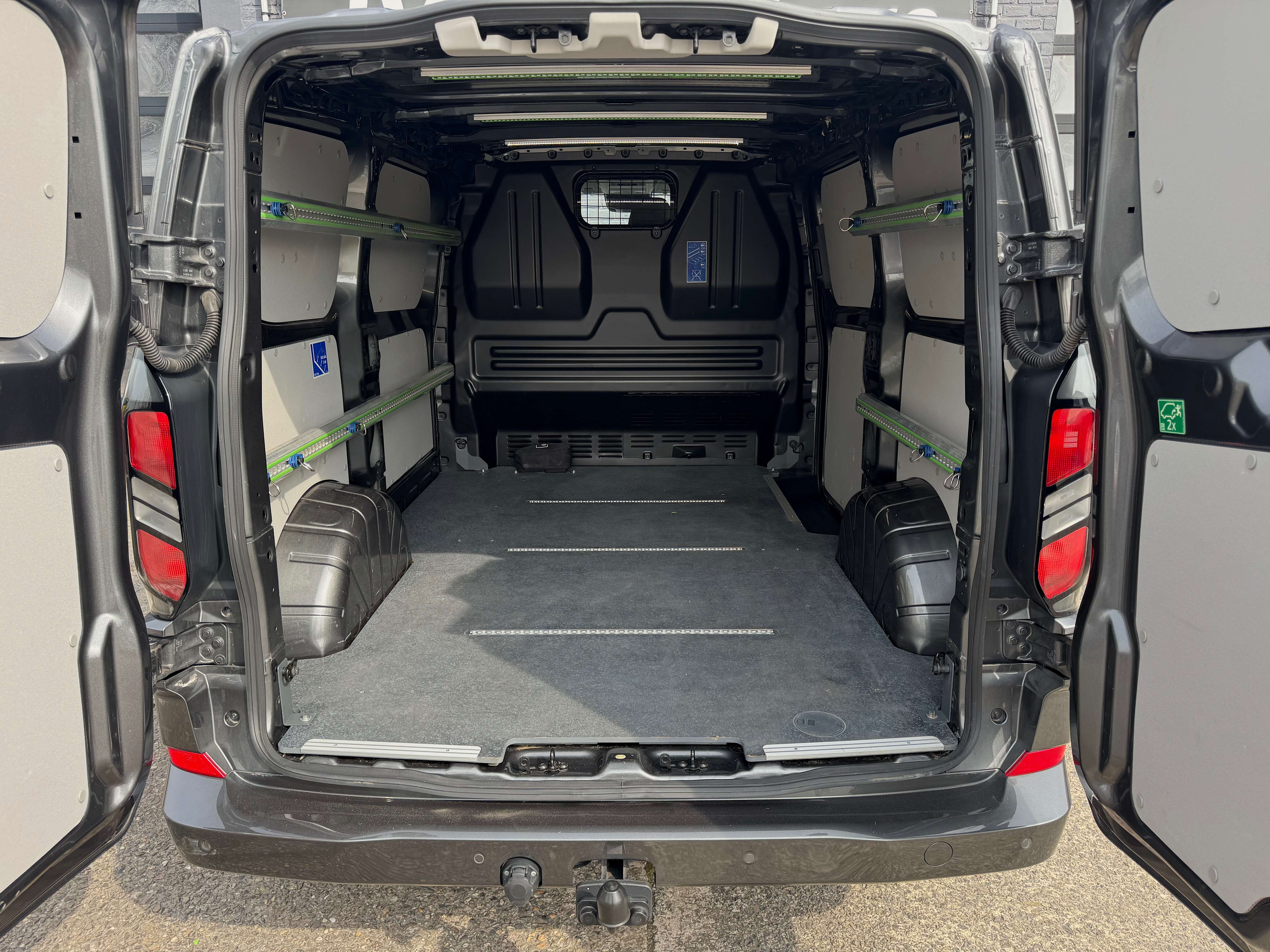 Ford Transit Custom 2.0 TDCi * 31Dkm * 24 * CarPlay * Auto * Full