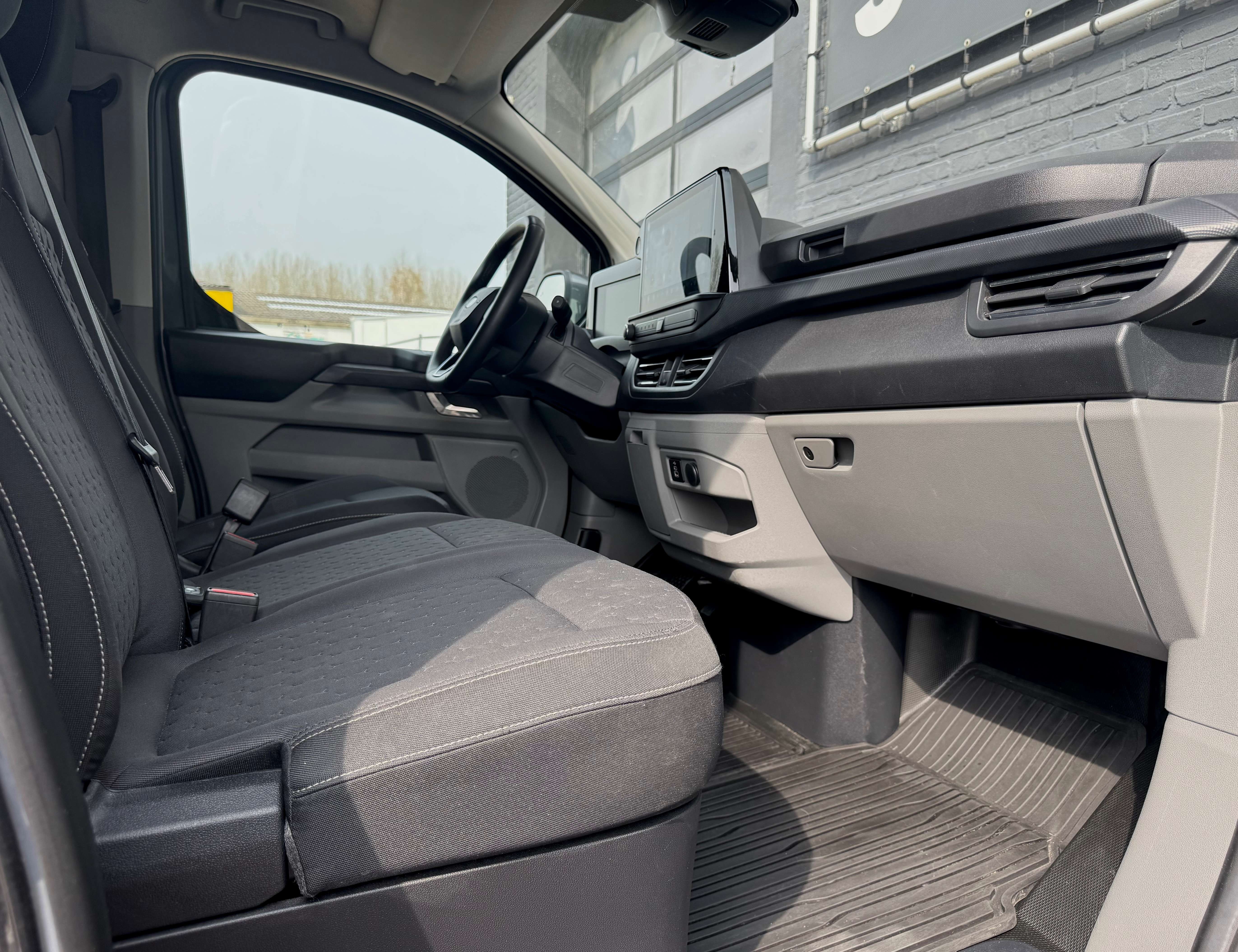 Ford Transit Custom 2.0 TDCi * 31Dkm * 24 * CarPlay * Auto * Full