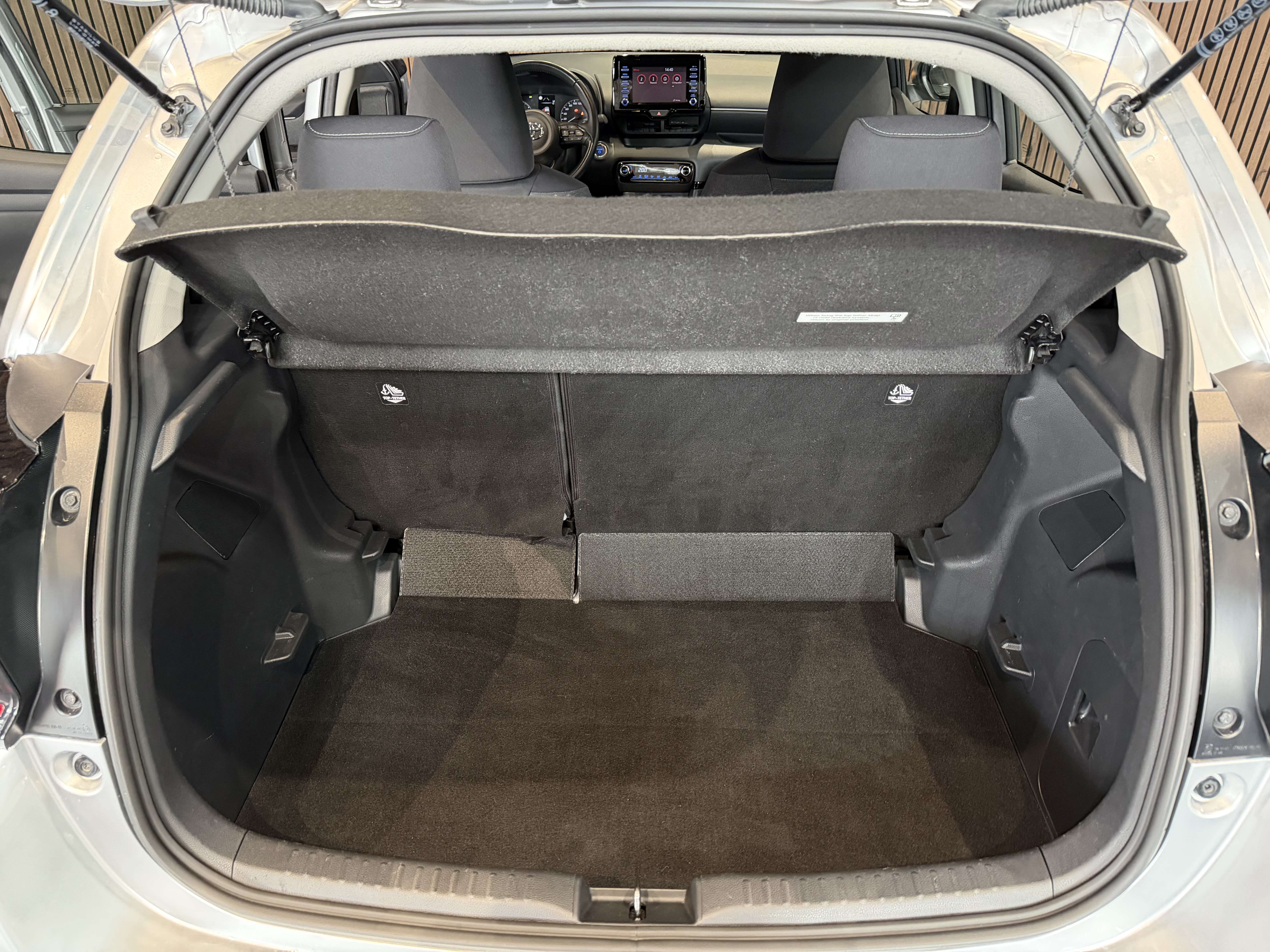 Toyota Yaris HYBRIDE - 1.5i VVT-iE - AUTOMATIQUE - GARANTIE 12M
